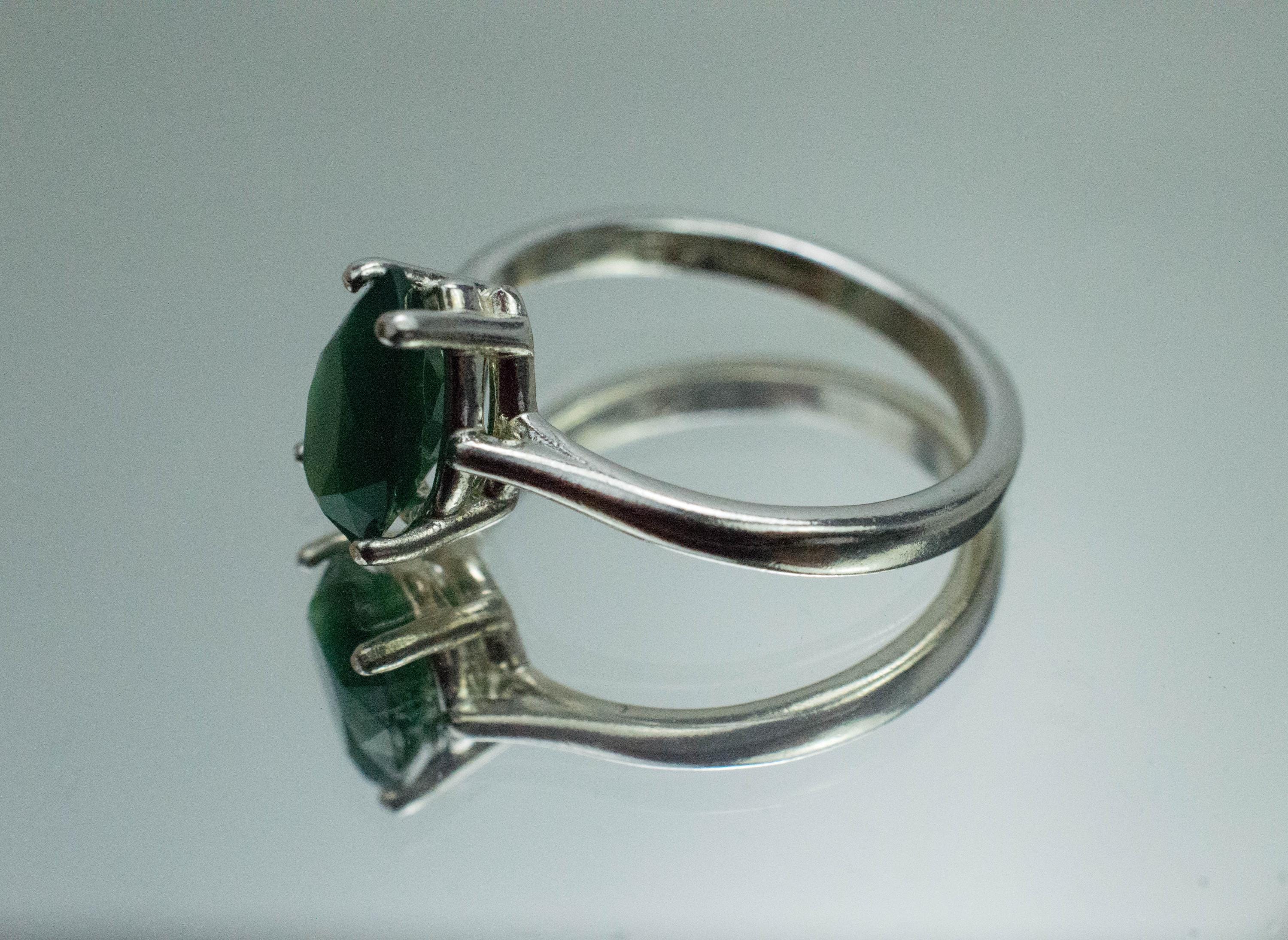 Chrome Chalcedony Ring; Natural Untreated Zimbabwe Chalcedony; 1.430cts - Mark Oliver Gems