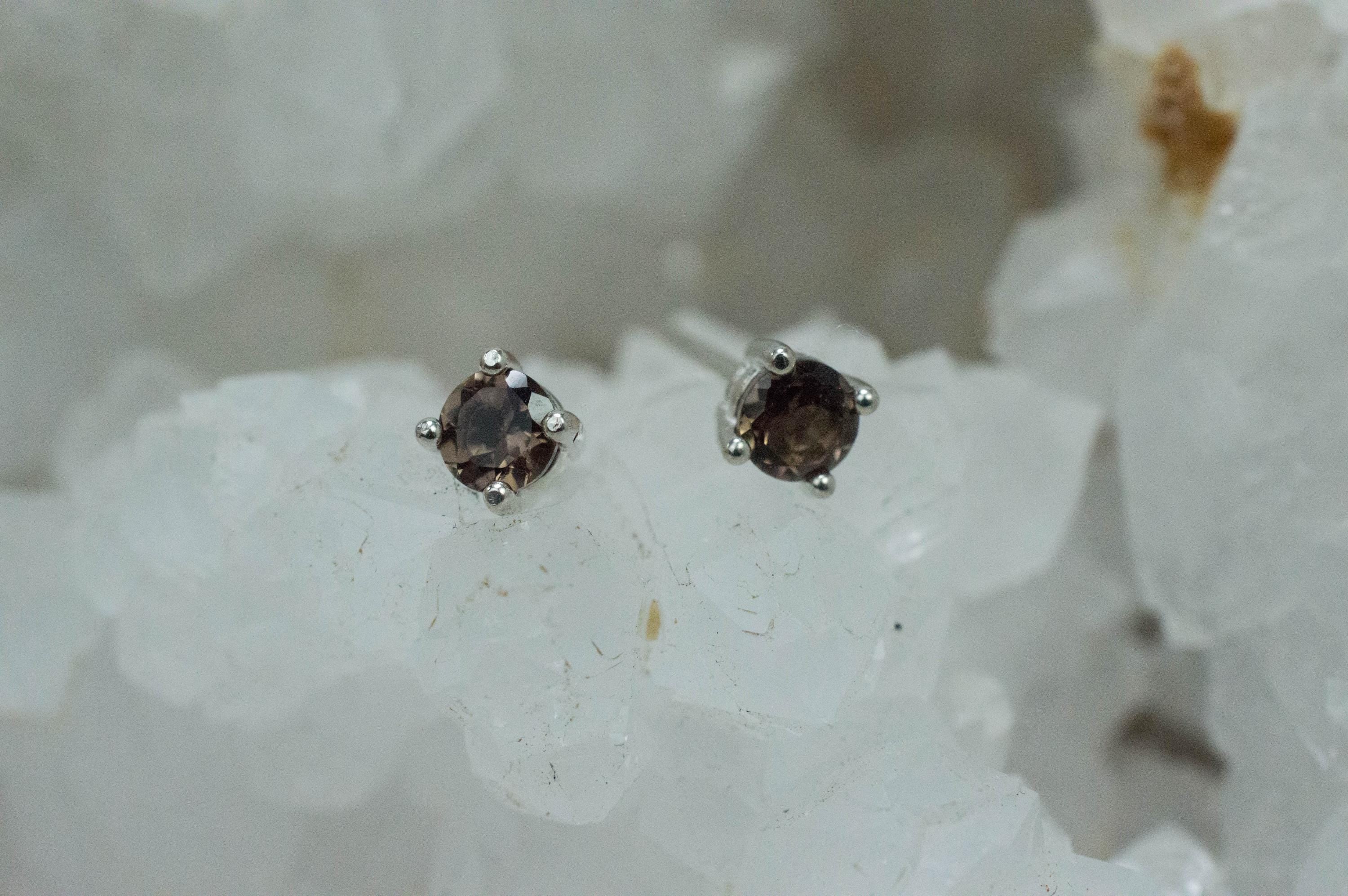 Smoky Quartz Earrings; Natural Untreated USA Quartz; 0.450cts - Mark Oliver Gems