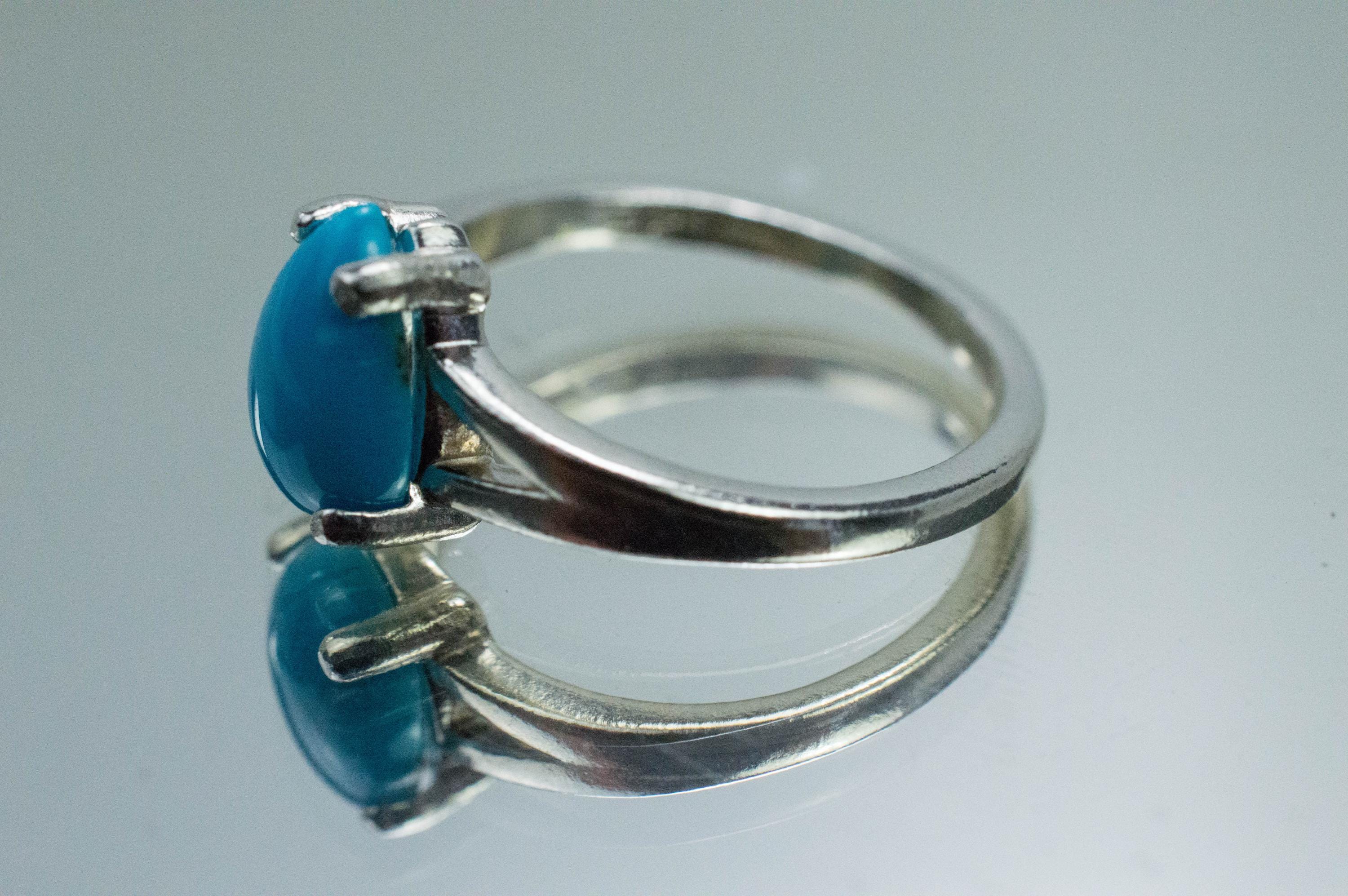 Turquoise Ring, Natural Arizona Kingman Turquoise; 1.570cts - Mark Oliver Gems