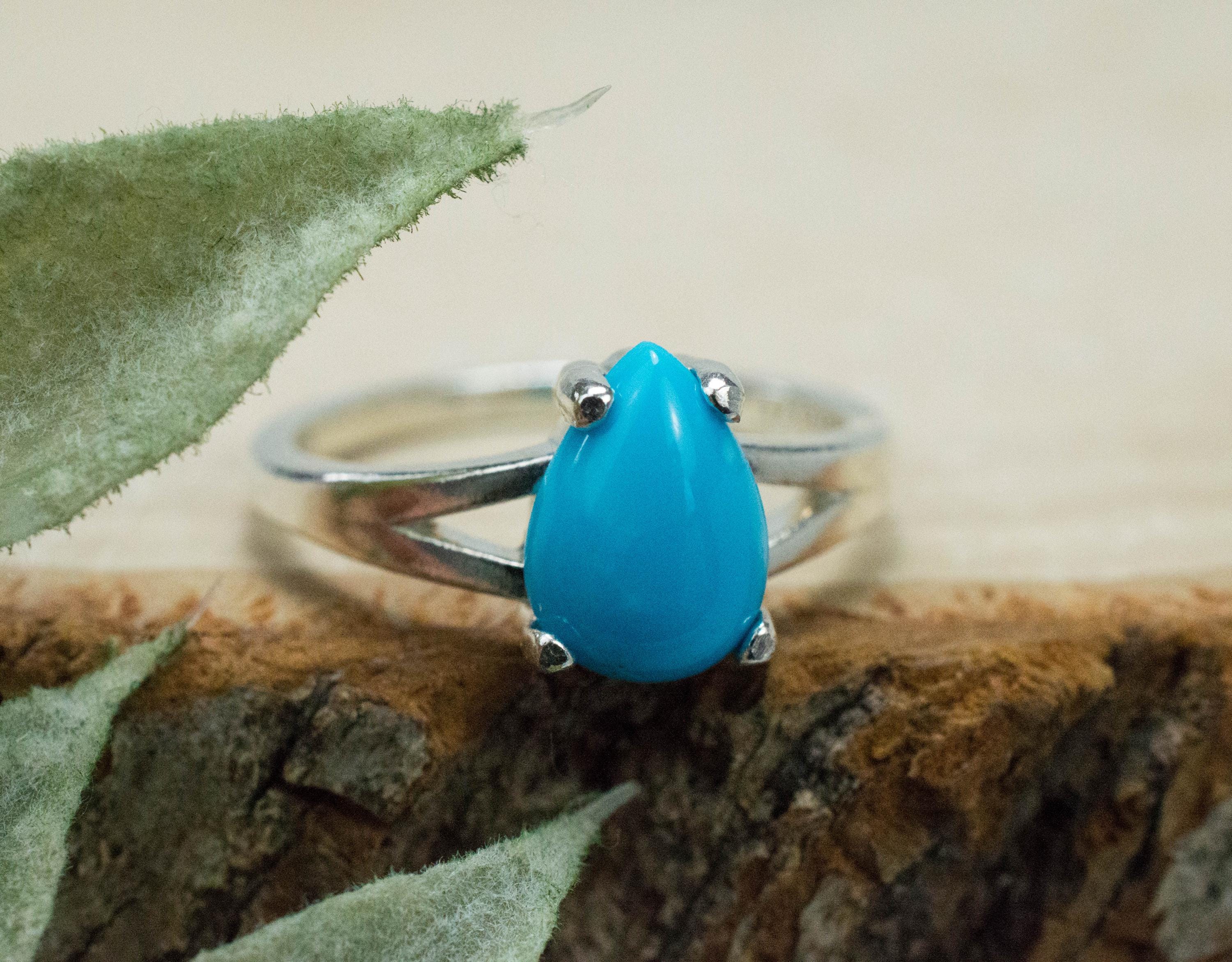 Turquoise Ring, Natural Arizona Kingman Turquoise; 1.570cts - Mark Oliver Gems