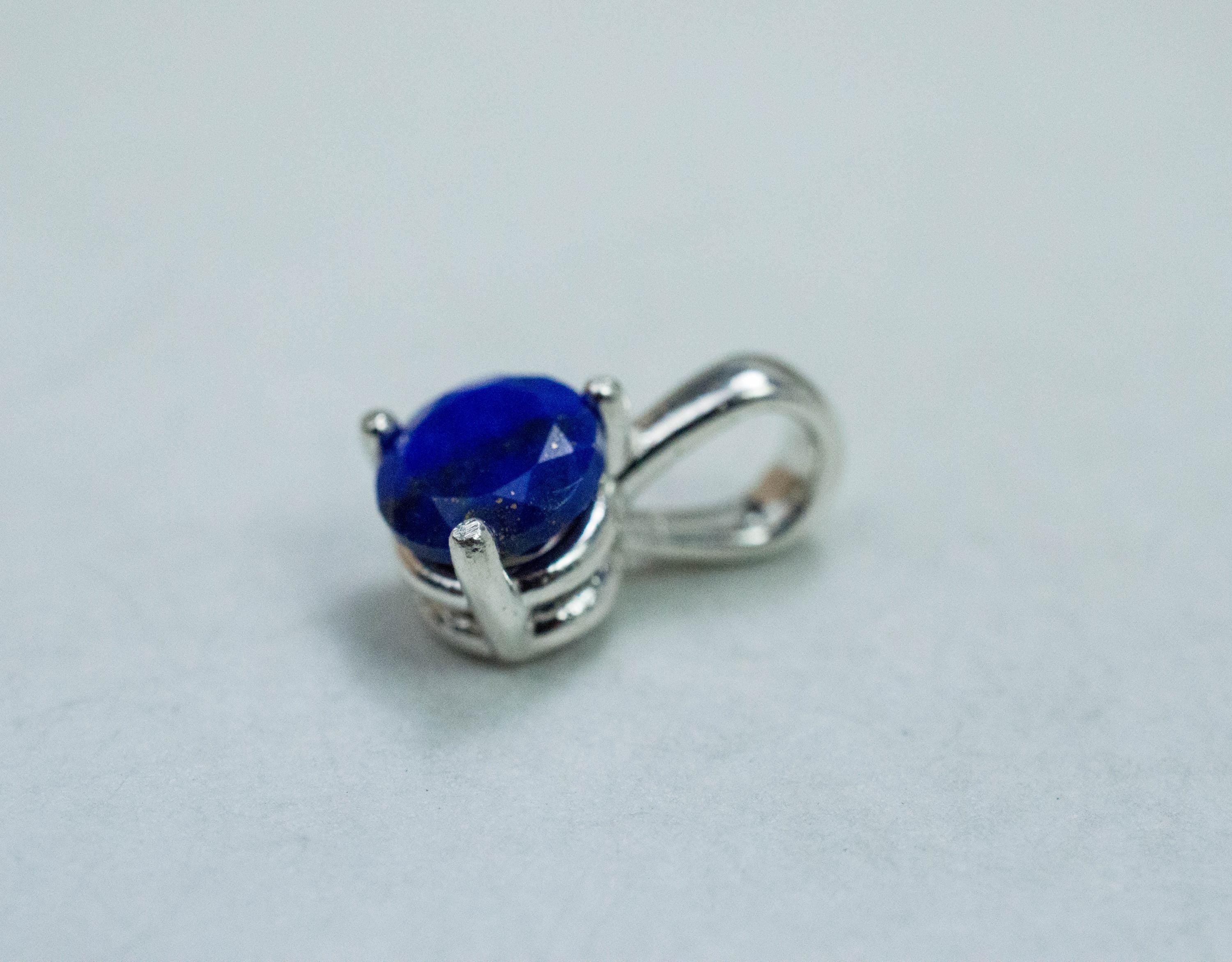 Lapis Lazuli Pendant; Natural Untreated Afghanistan Lapis; 0.910cts - Mark Oliver Gems