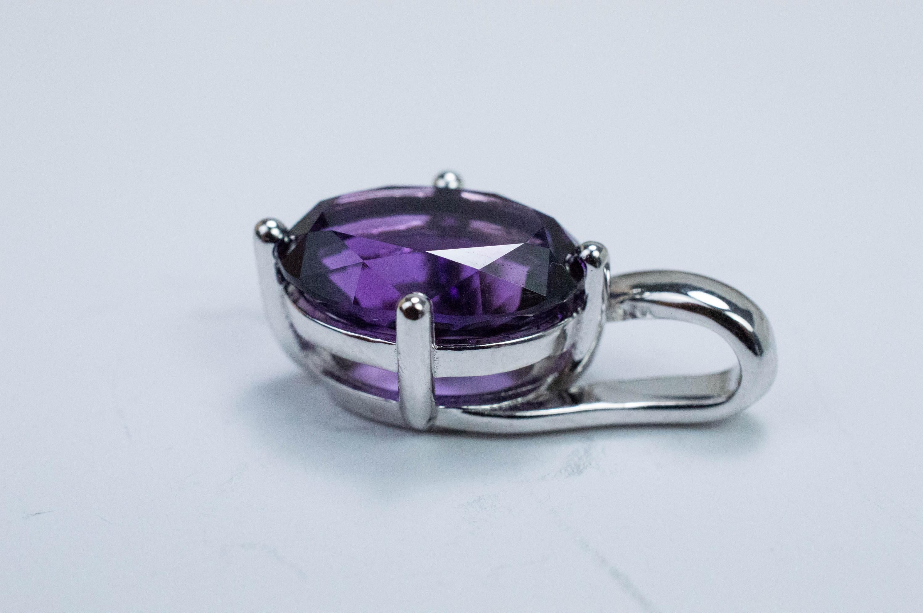 Amethyst Pendant, Natural Untreated Brazil Amethyst; 5.400cts - Mark Oliver Gems