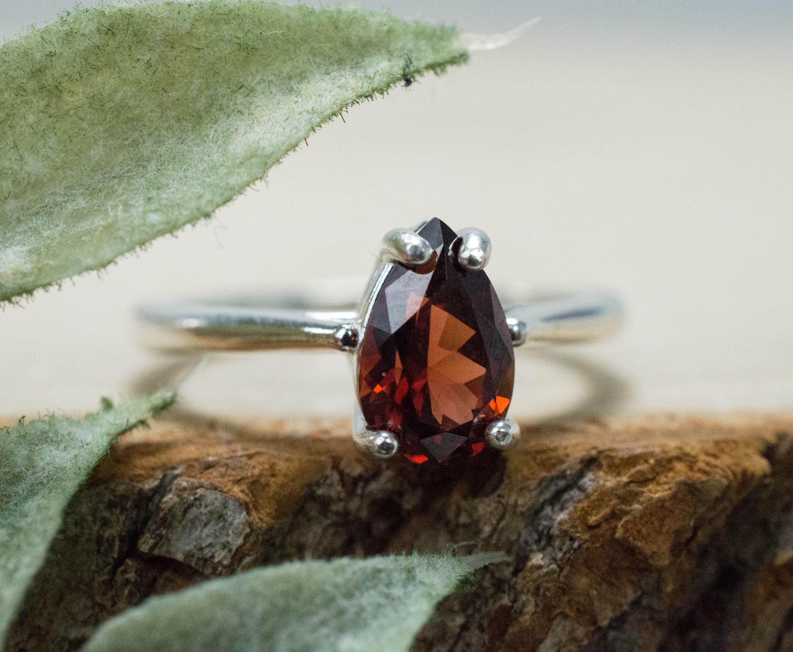 Malaya Garnet Ring; Natural Untreated Tanzania Garnet; 1.615cts - Mark Oliver Gems