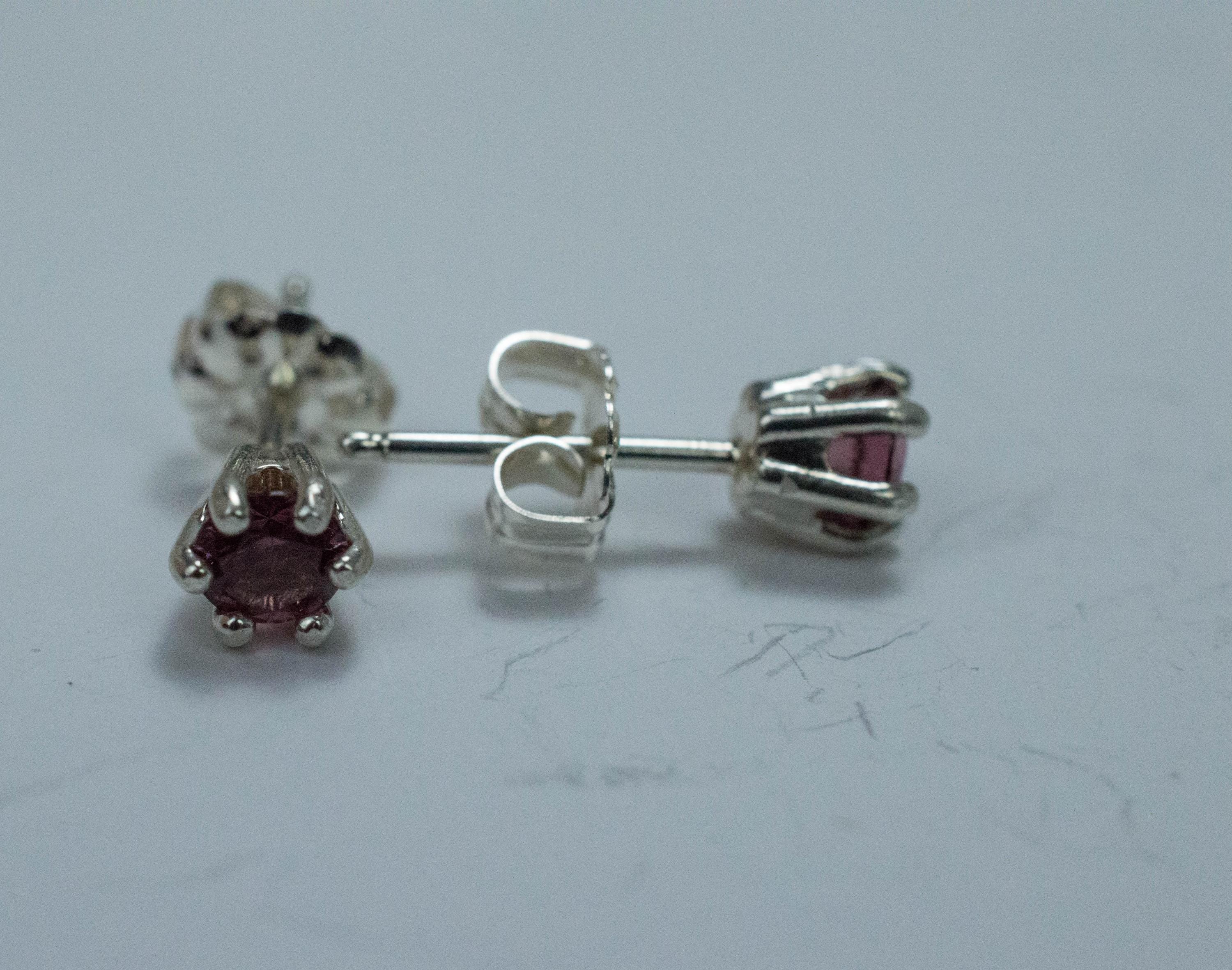 Cranberry Garnet Earrings, Natural Untreated Tanzanian Garnet; 0.565cts - Mark Oliver Gems
