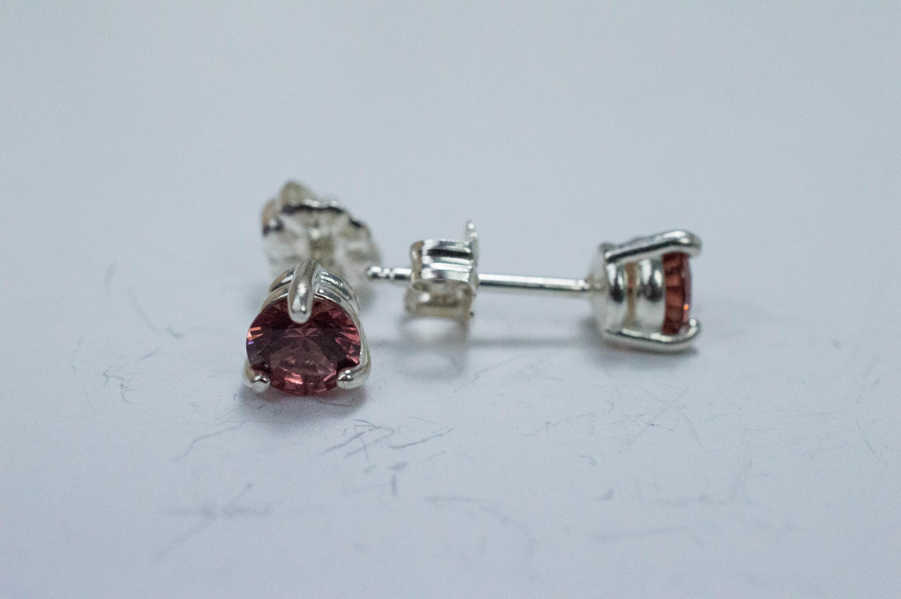 Malaya Garnet Earrings; Natural Untreated Tanzania Garnet; 1.025cts - Mark Oliver Gems