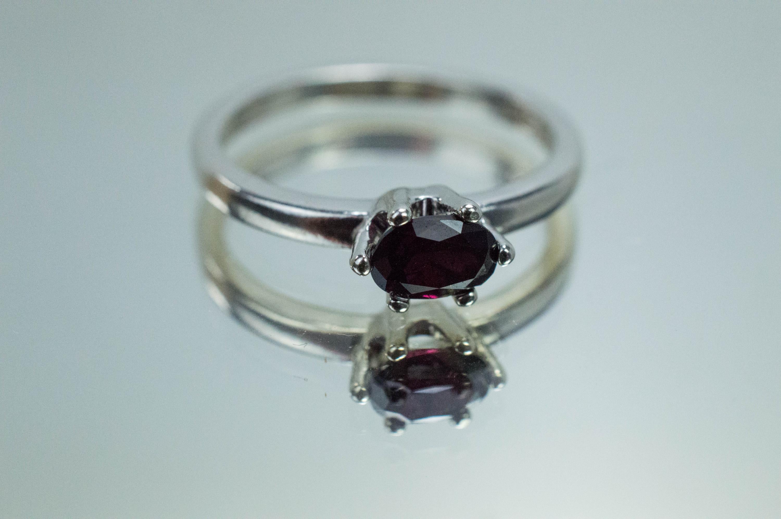 Anthill Garnet Ring; Natural Untreated Arizona Chrome Pyrope Garnet; 0.680cts - Mark Oliver Gems