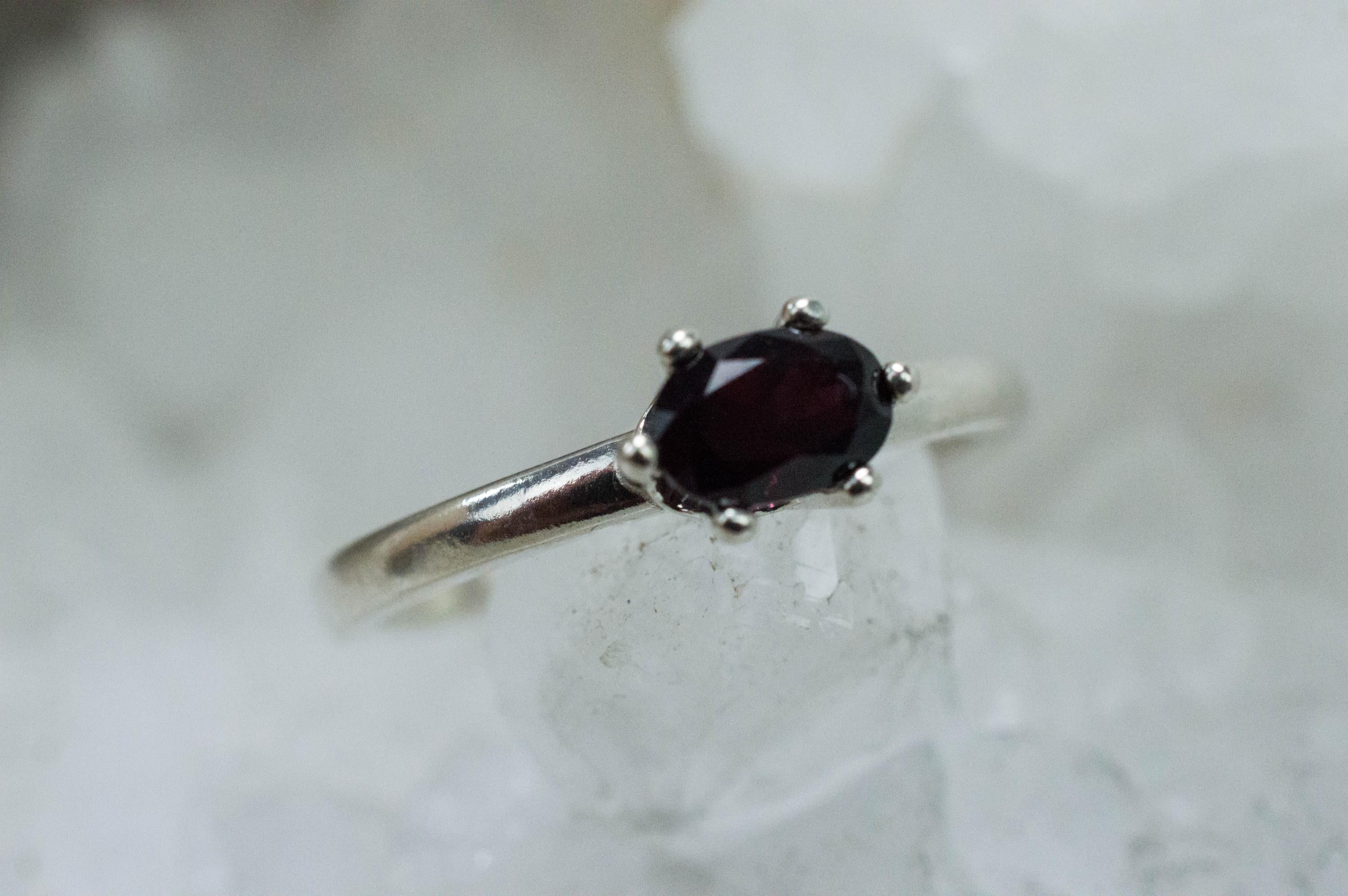 Anthill Garnet Ring; Natural Untreated Arizona Chrome Pyrope Garnet; 0.680cts - Mark Oliver Gems