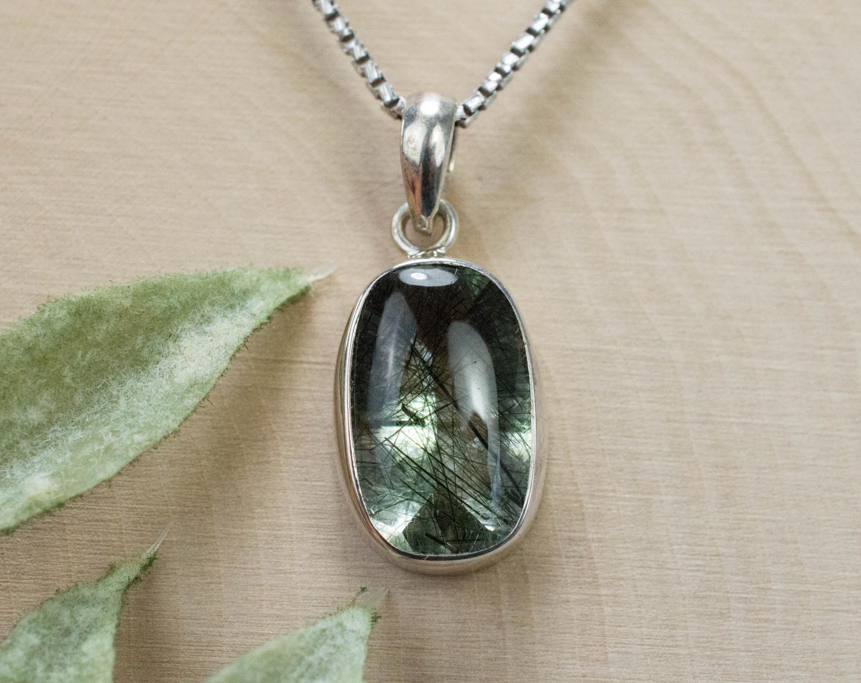 Edenite Quartz Pendant, Natural Untreated Madagascar Quartz; 6.080cts - Mark Oliver Gems