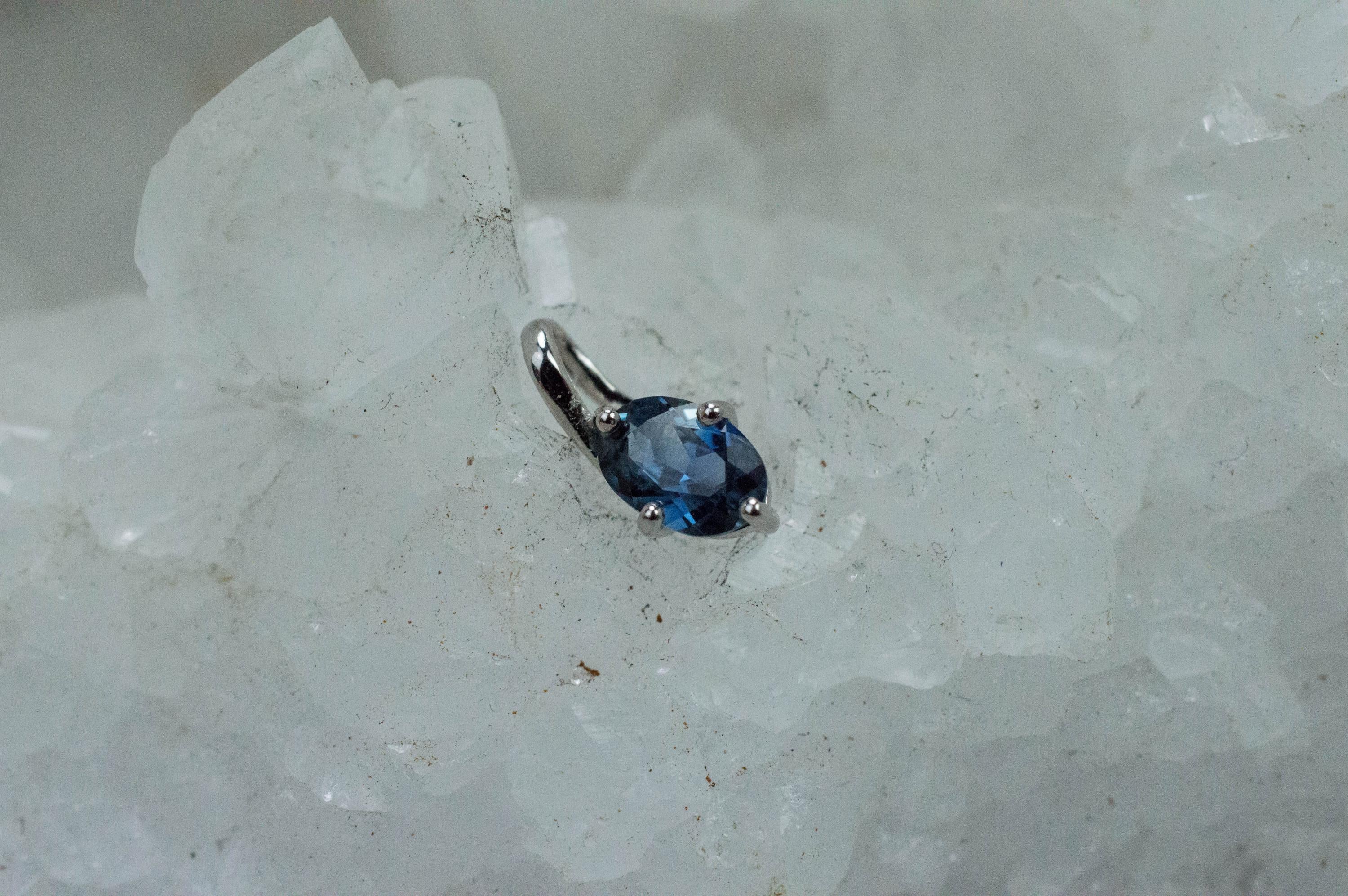 Australia Sapphire Pendant; Natural Untreated Sapphire; 0.610cts - Mark Oliver Gems