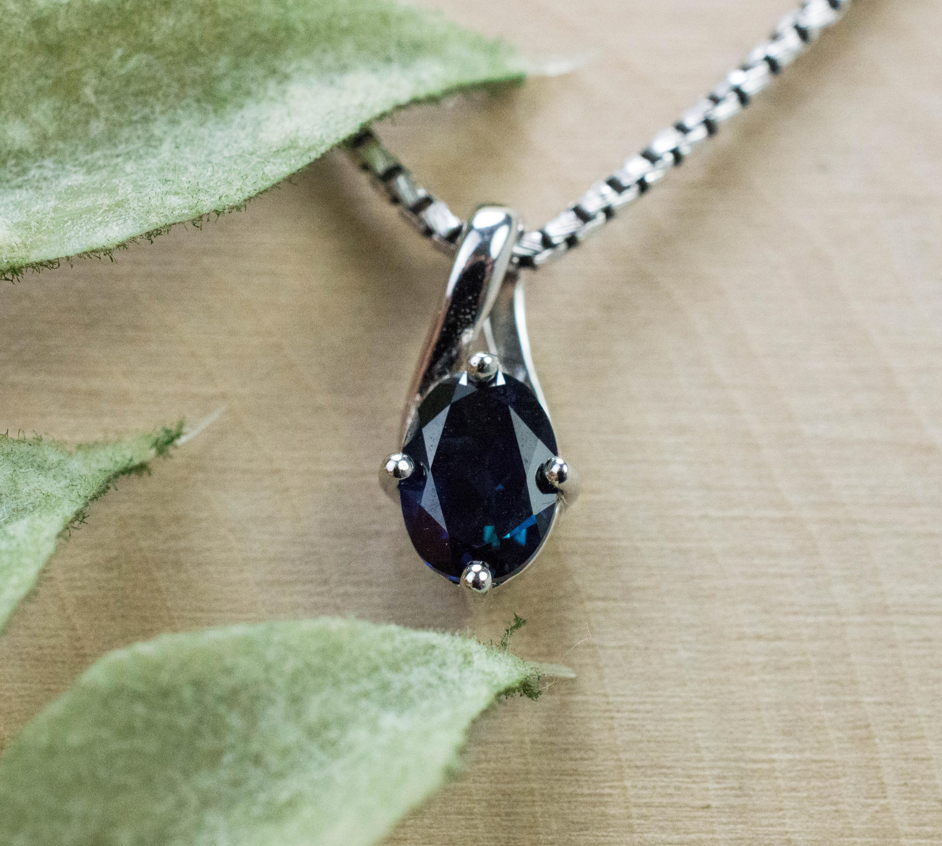 Australia Sapphire Pendant; Natural Untreated Sapphire; 0.815cts - Mark Oliver Gems