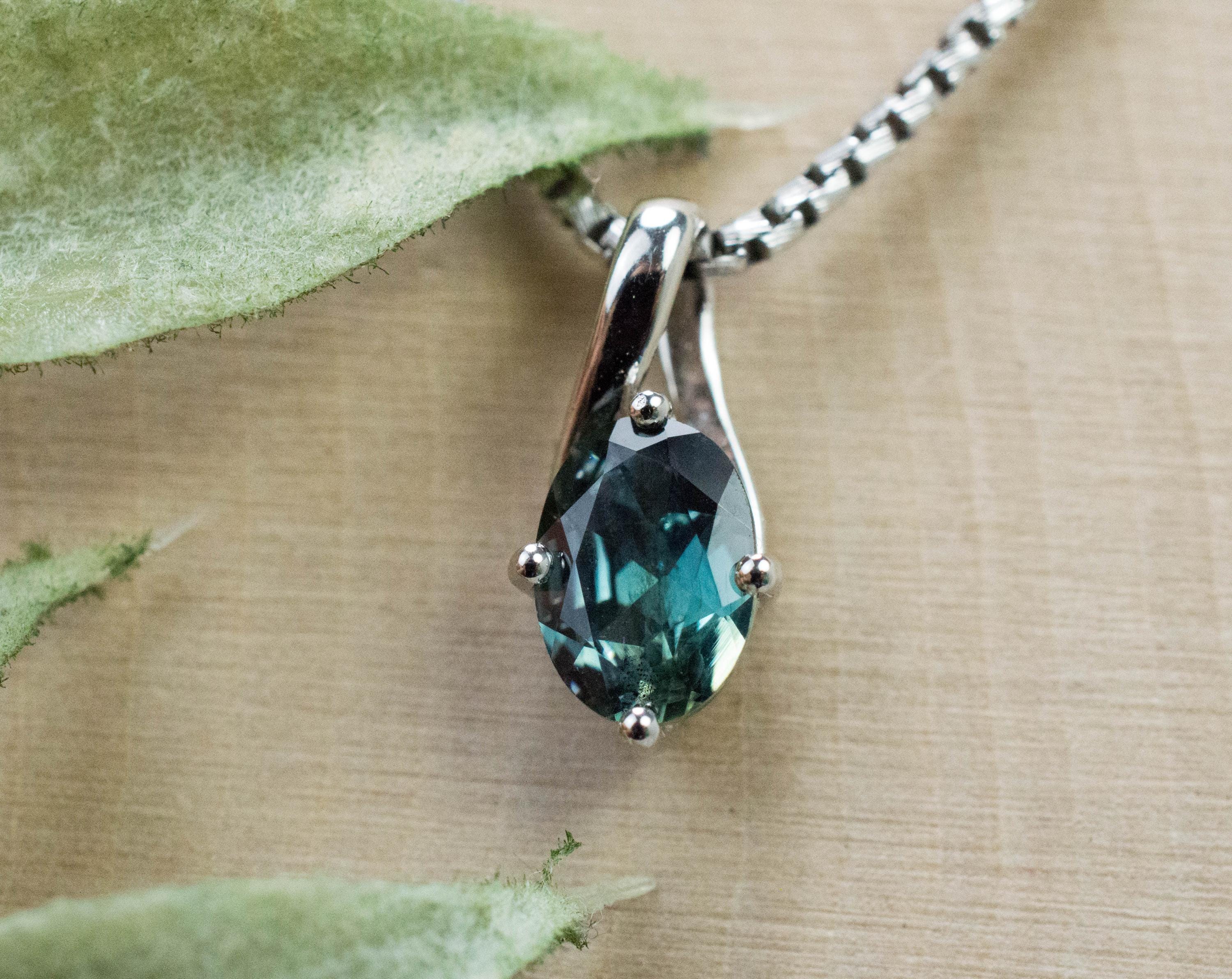 Australia Sapphire Pendant; Natural Untreated Sapphire; 0.820cts - Mark Oliver Gems