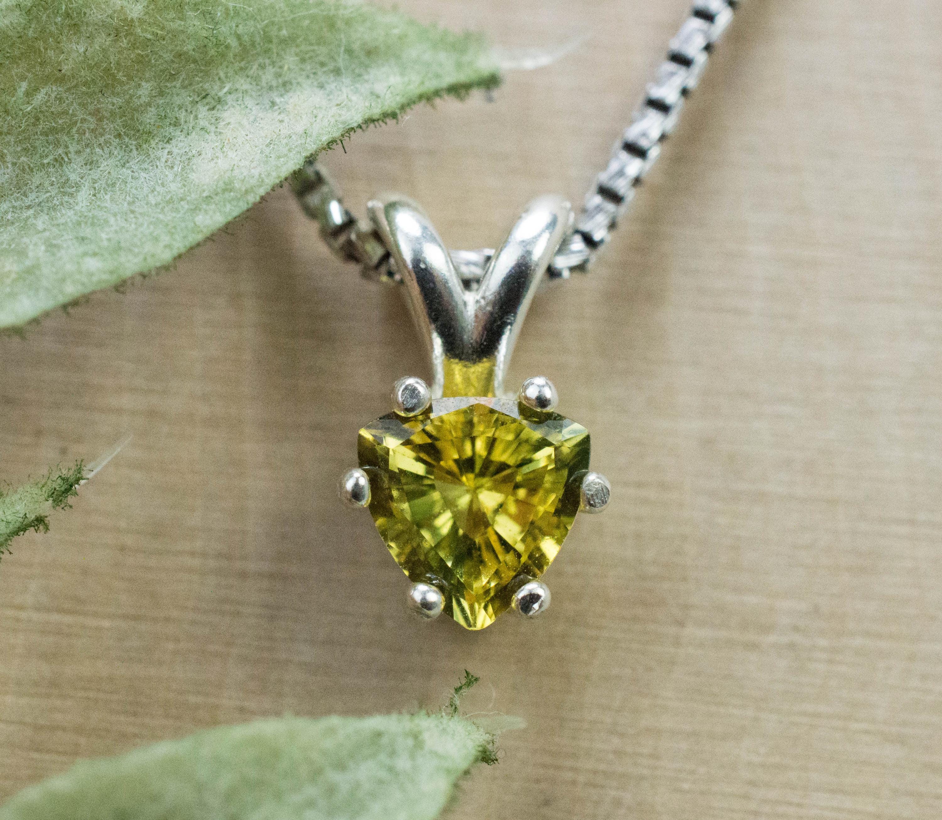 Australia Sapphire Pendant; Natural Untreated Sapphire; 0.965cts - Mark Oliver Gems