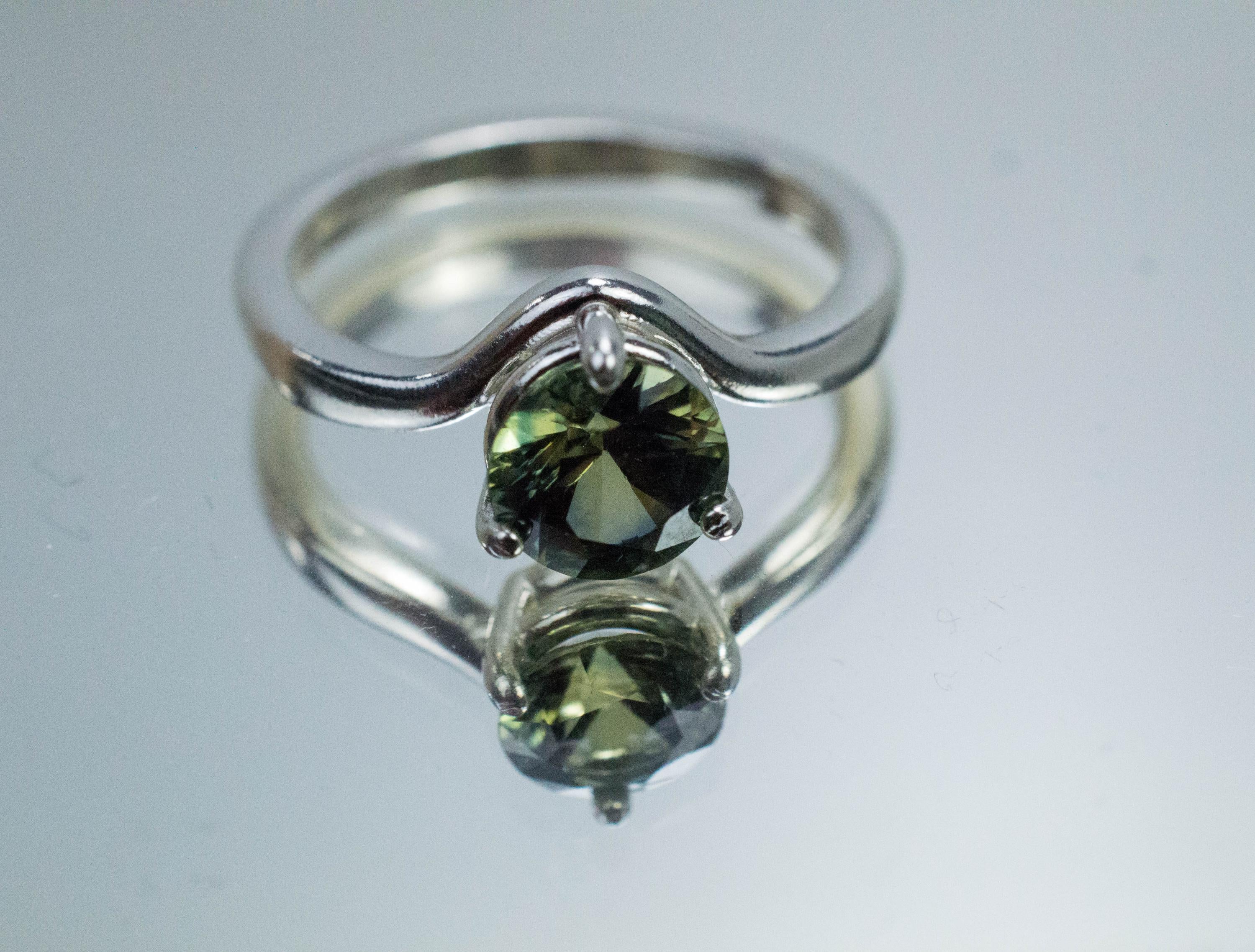 Australia Sapphire Ring, Natural Untreated Sapphire; 1.465cts - Mark Oliver Gems