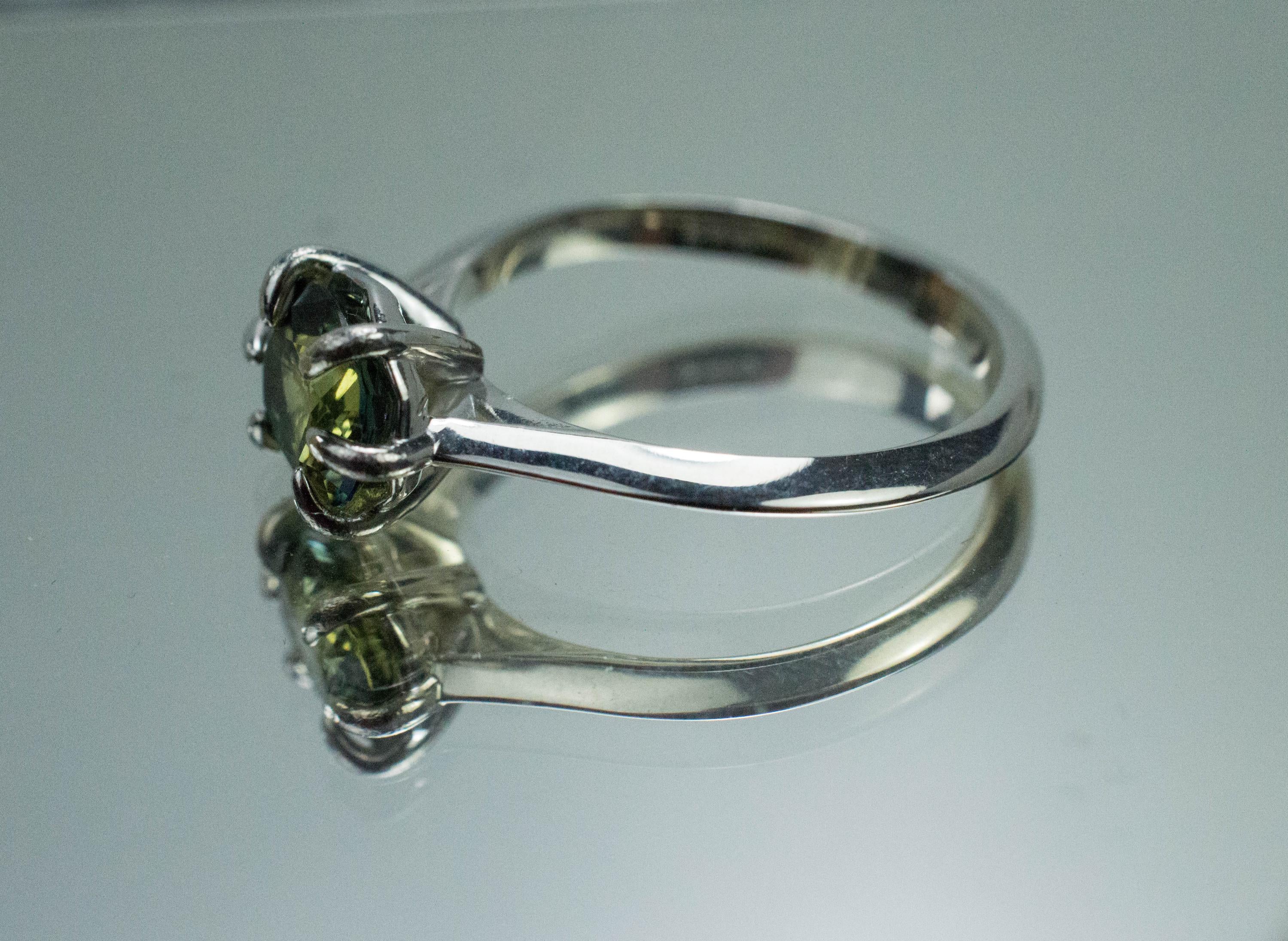 Australia Sapphire Ring, Natural Untreated Parti Sapphire; 1.525cts - Mark Oliver Gems