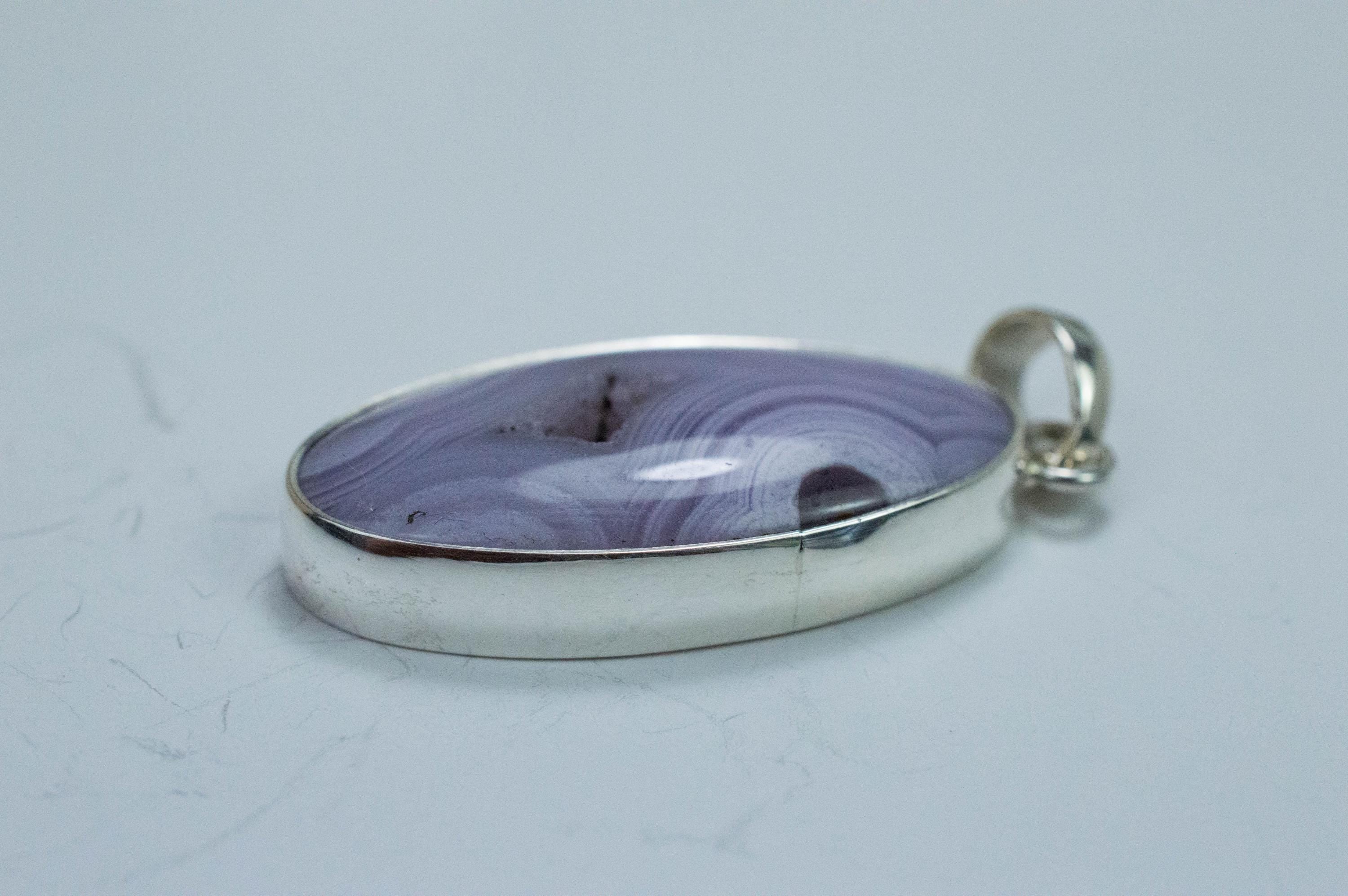 Parcelas Agate Pendant; Natural Untreated Mexico Agate - Mark Oliver Gems