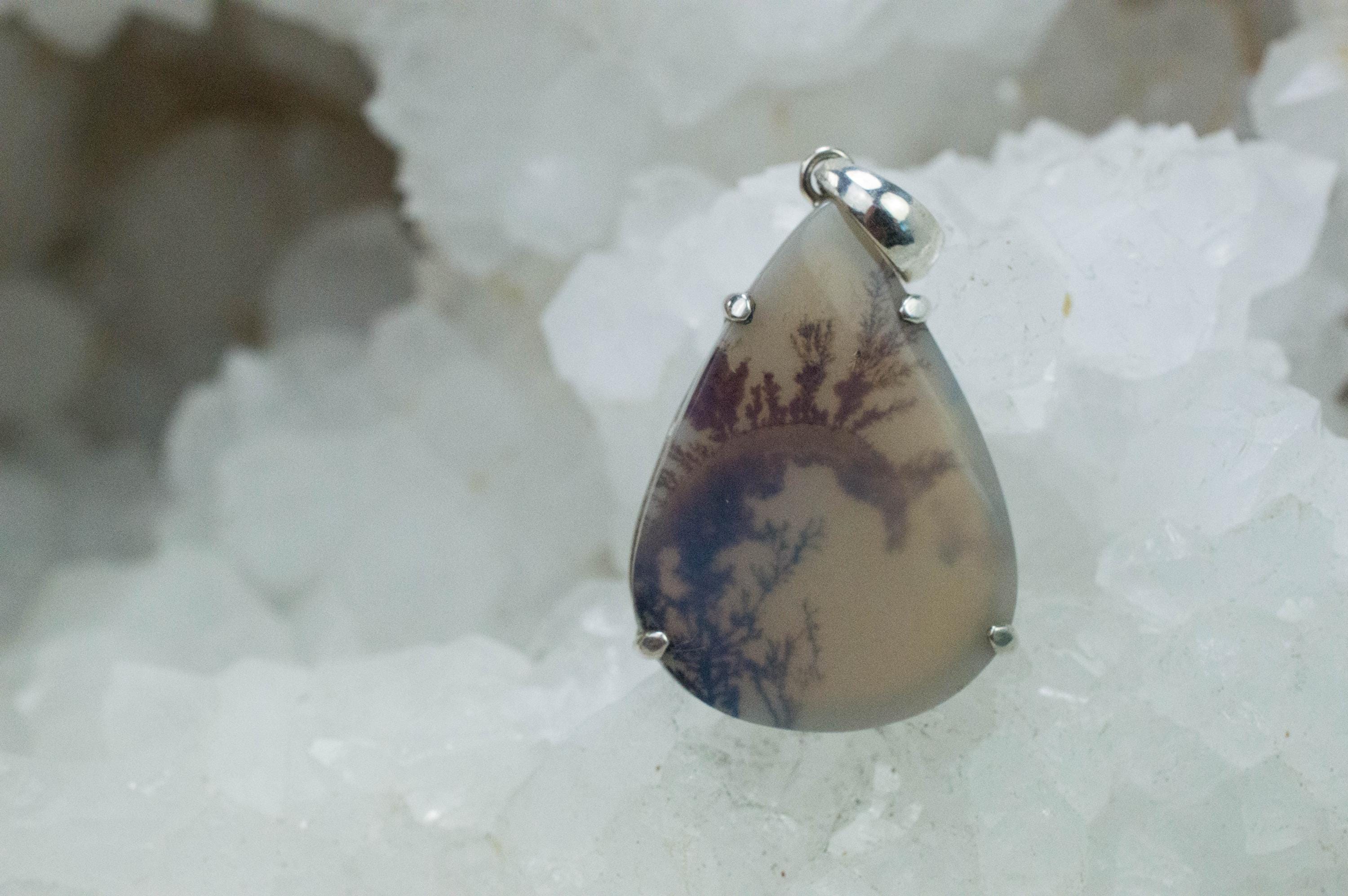 Dendritic Agate Pendant; Natural Untreated India Sanjar Agate; 26x19mm - Mark Oliver Gems