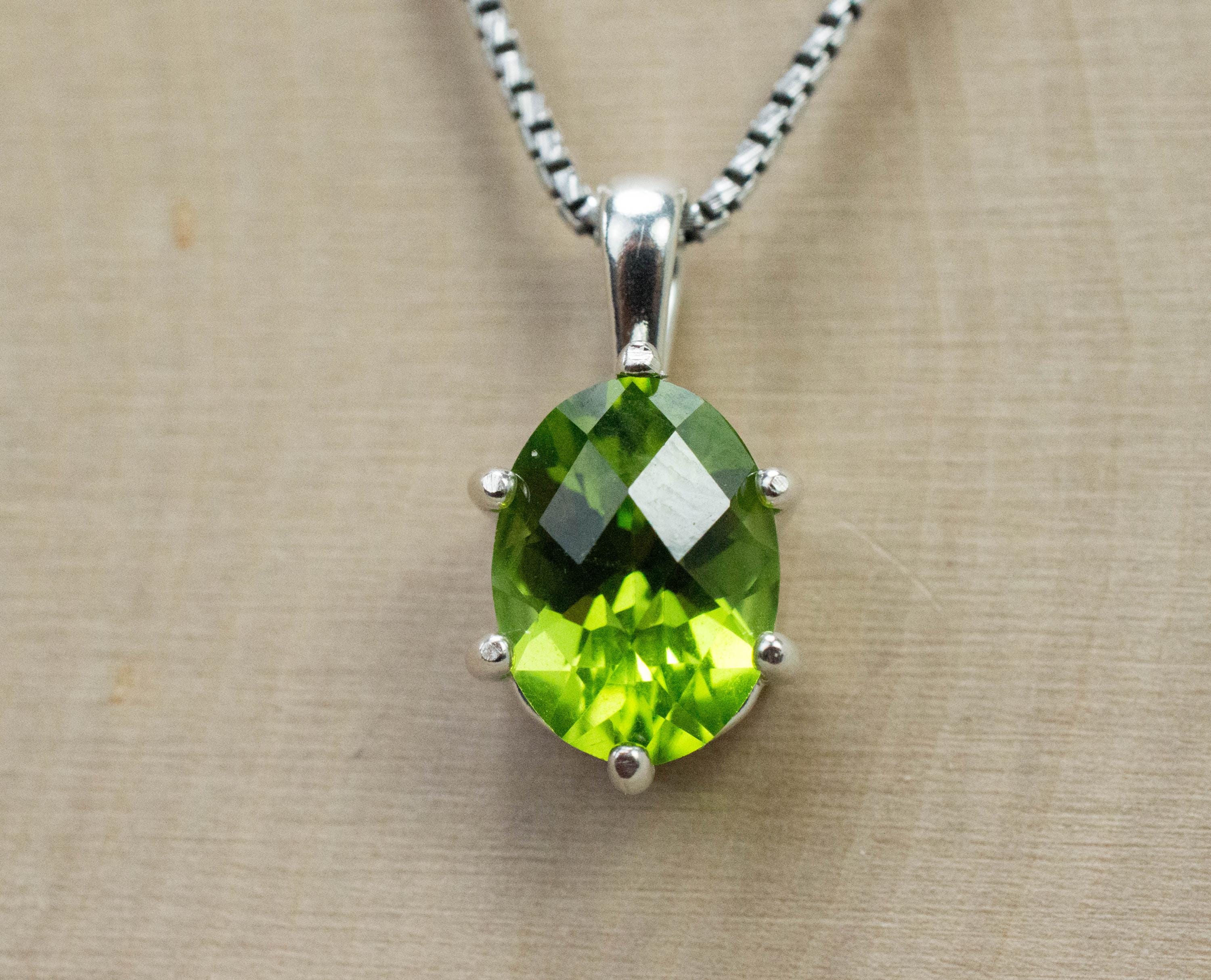 Peridot Pendant; Genuine Untreated Pakistan Peridot; 3.860cts - Mark Oliver Gems