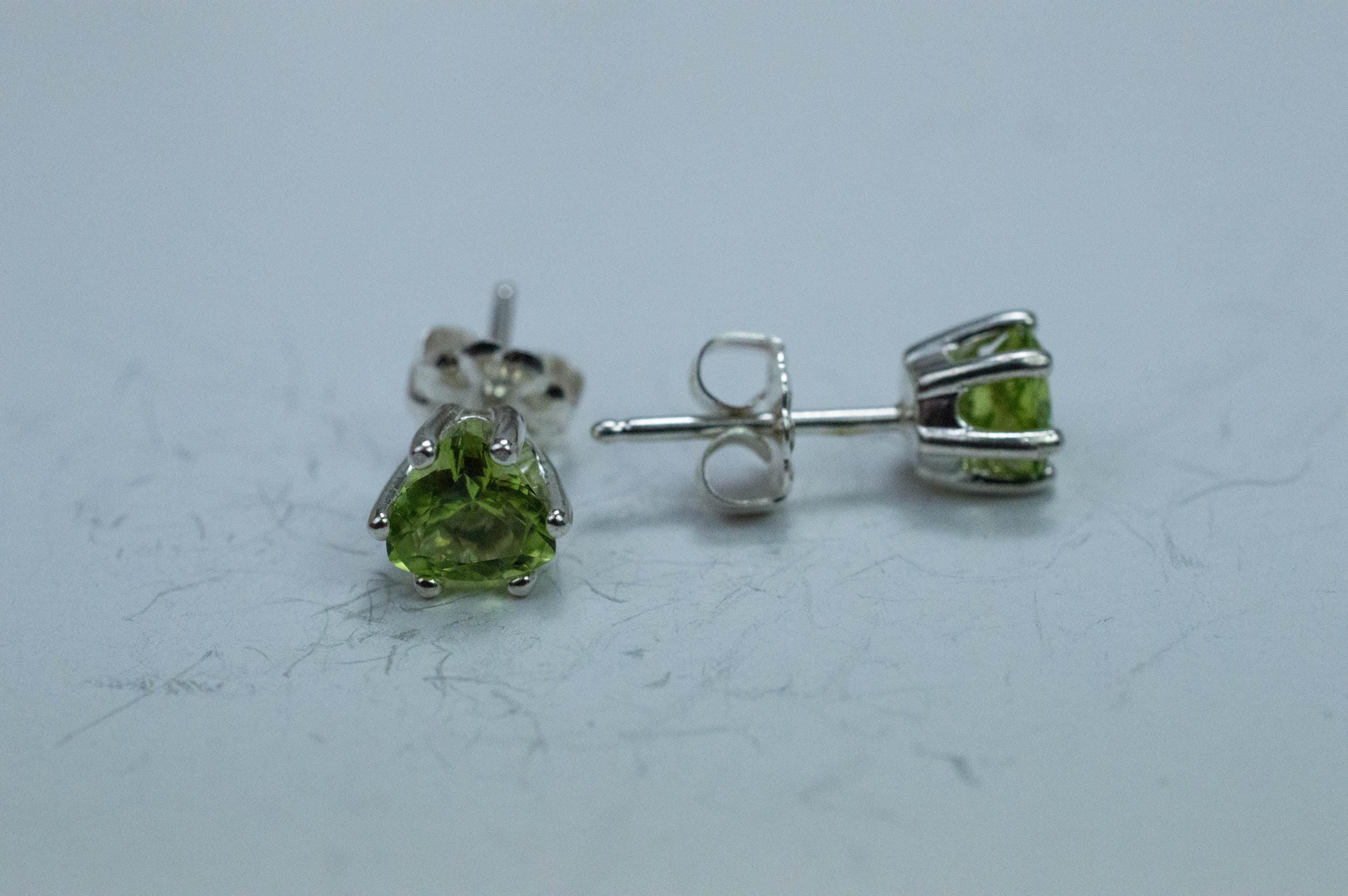 Peridot Earrings; Natural Untreated Arizona Peridot; 1.110cts - Mark Oliver Gems