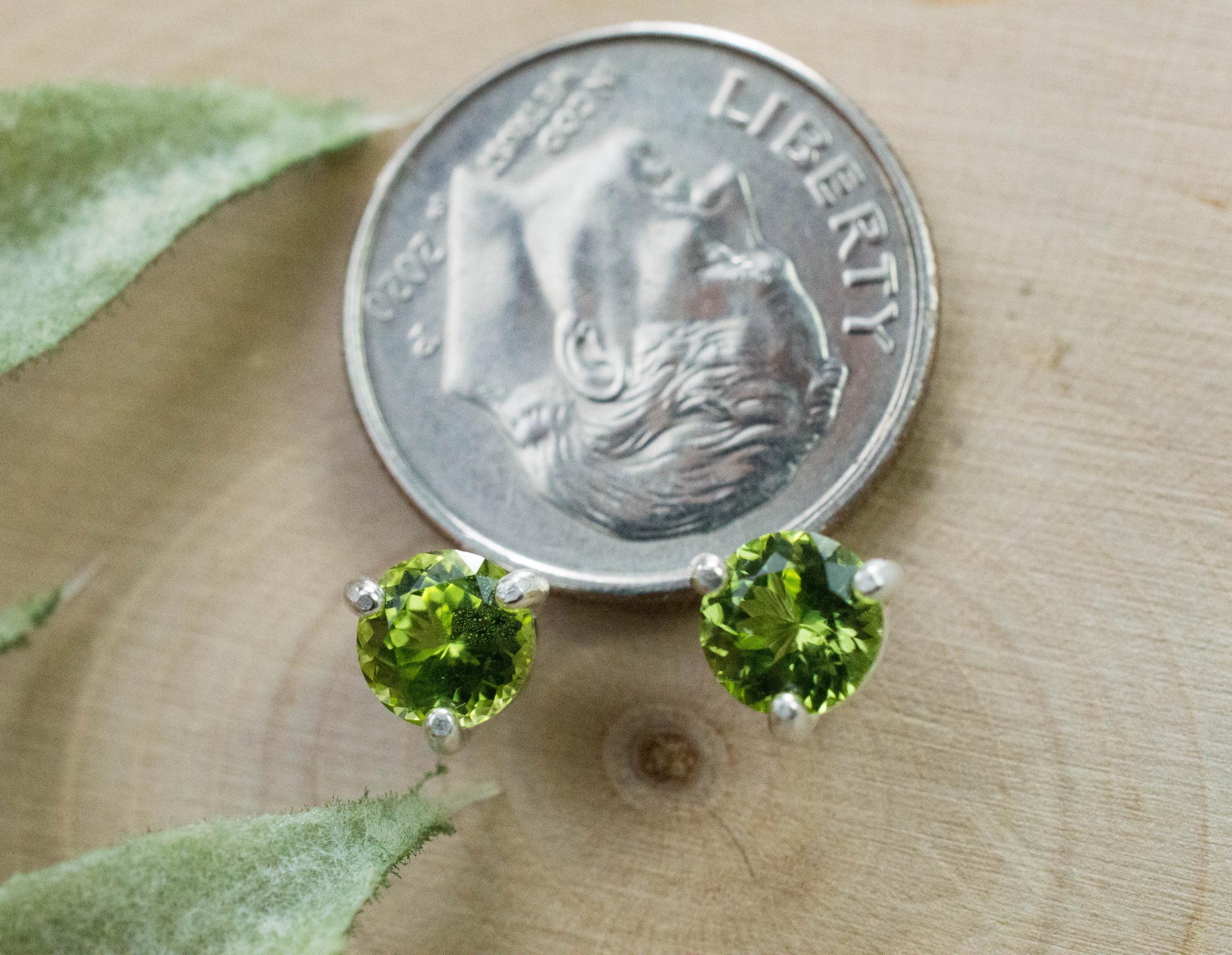 Peridot Earrings; Natural Untreated Pakistan Peridot; 1.020cts - Mark Oliver Gems