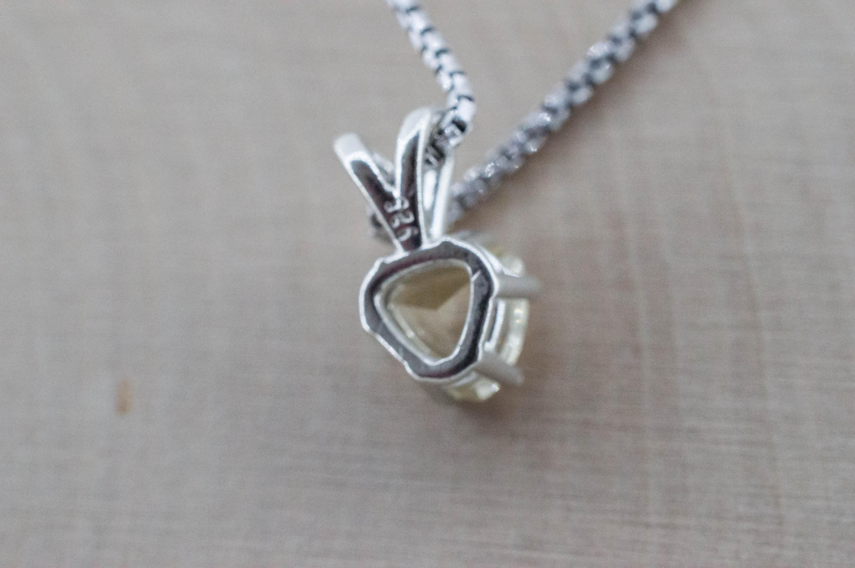 Oregon Sunstone Pendant, Genuine Untreated USA Yellow Sunstone; 1.115cts - Mark Oliver Gems