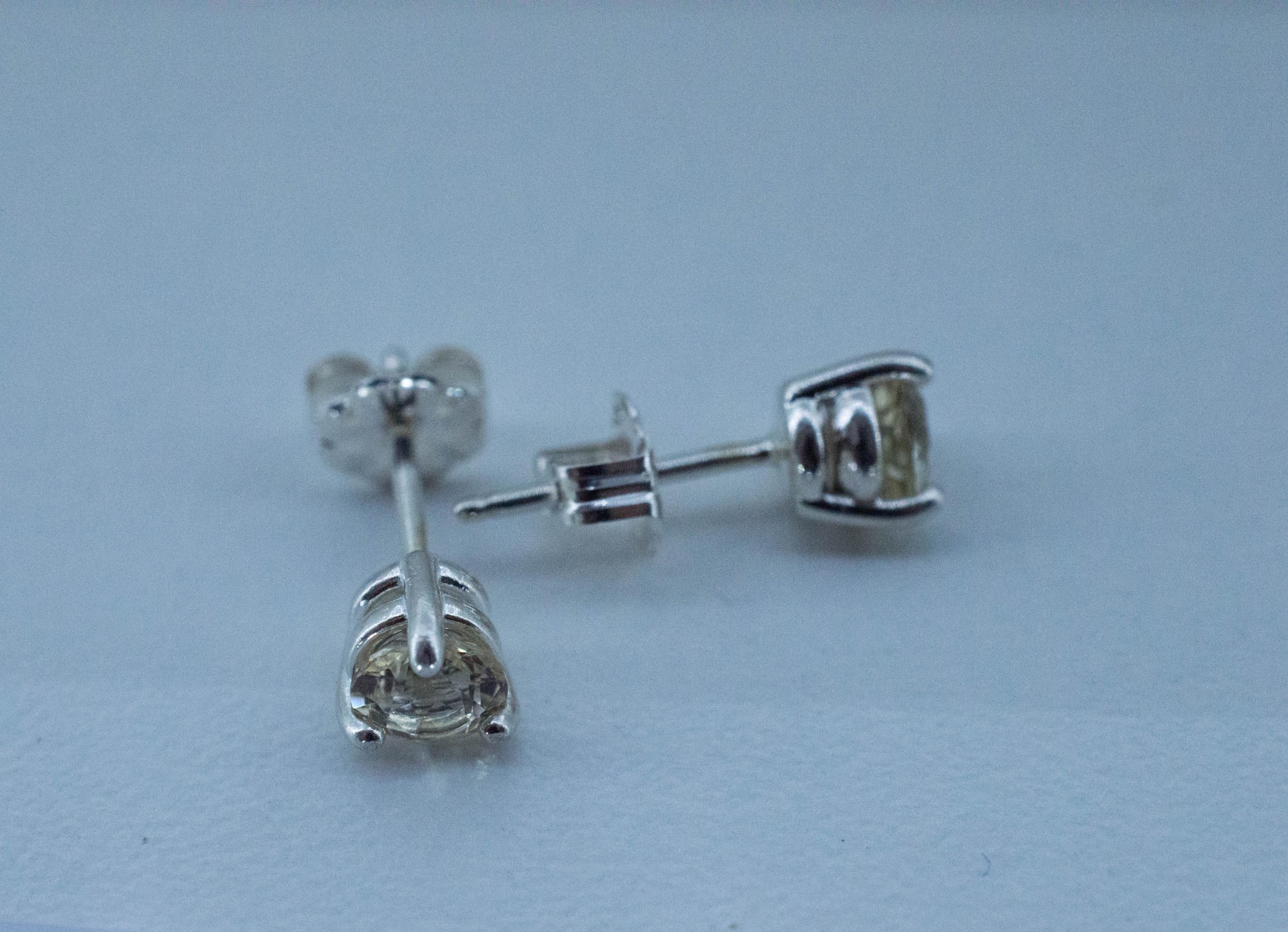 Oregon Sunstone Earrings; Natural Untreated USA Yellow Sunstone; 0.785cts - Mark Oliver Gems