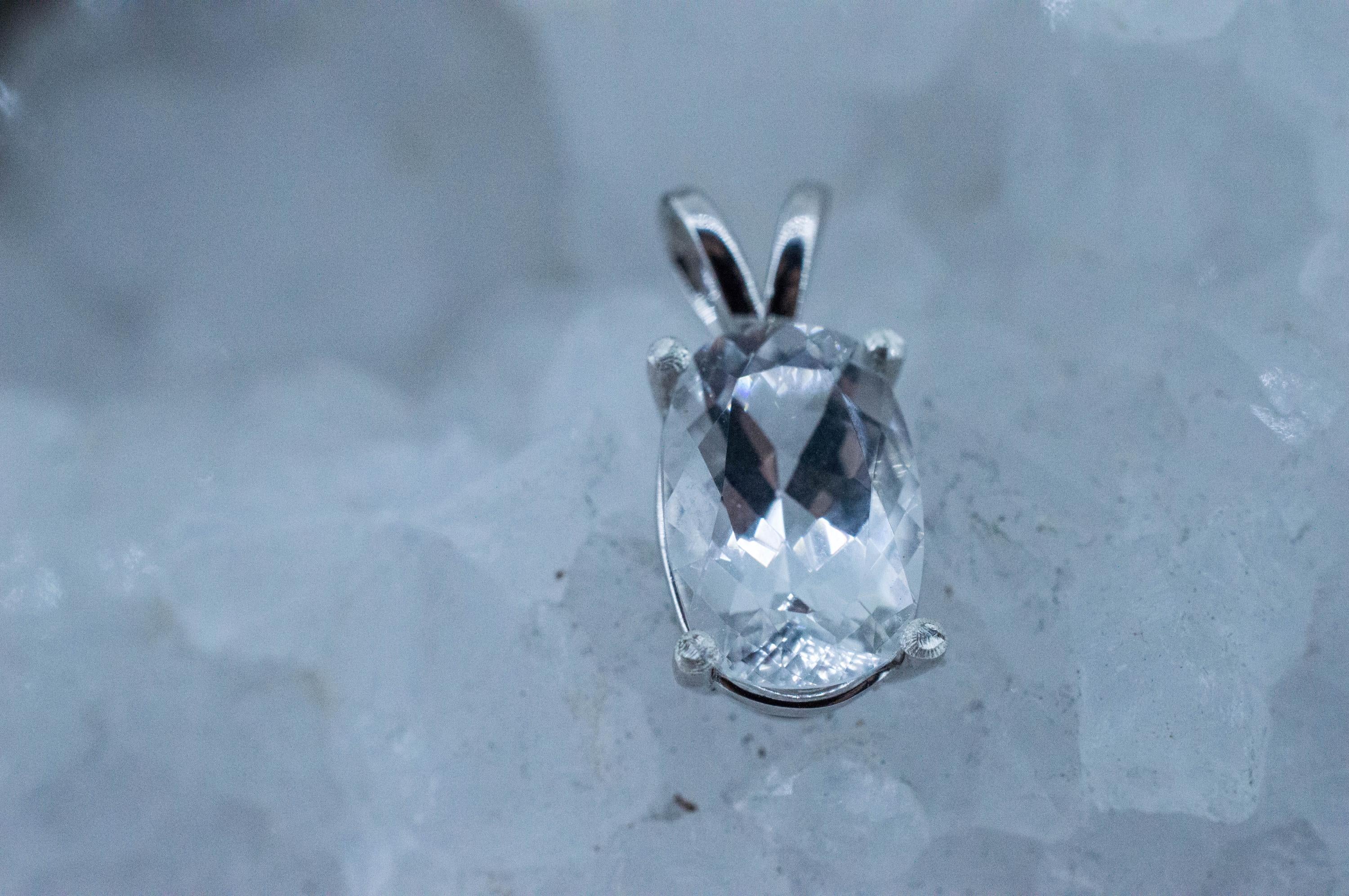 Topaz Pendant; Natural Untreated Colombia Topaz; 3.465cts - Mark Oliver Gems