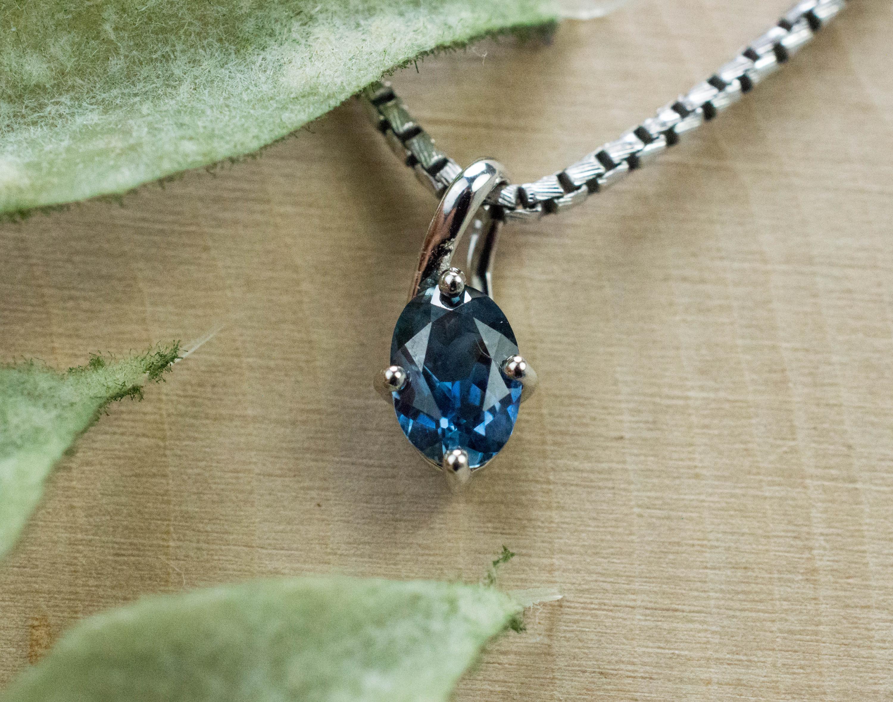 Australia Sapphire Pendant; Natural Untreated Sapphire; 0.610cts - Mark Oliver Gems