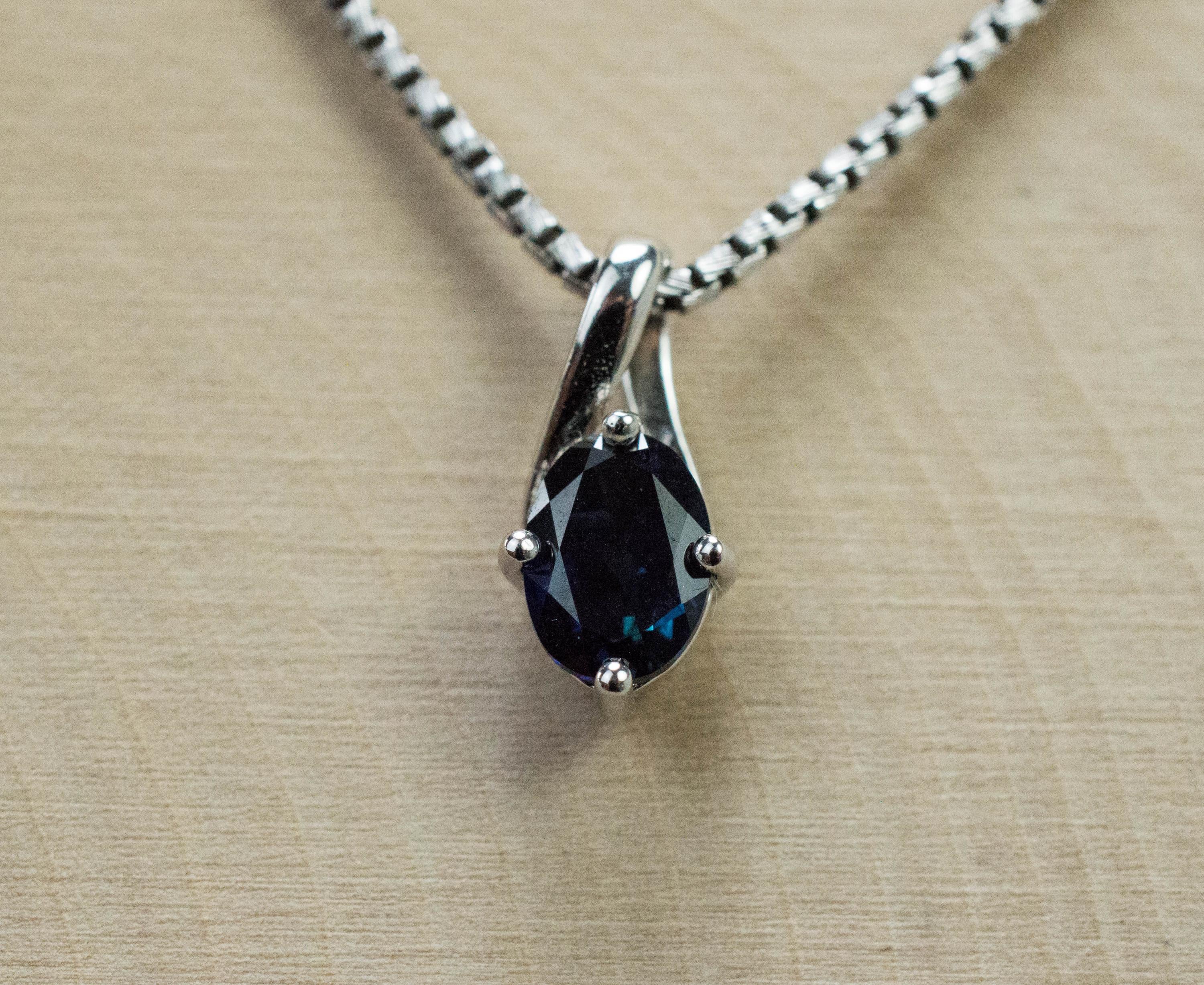 Australia Sapphire Pendant; Natural Untreated Sapphire; 0.815cts - Mark Oliver Gems