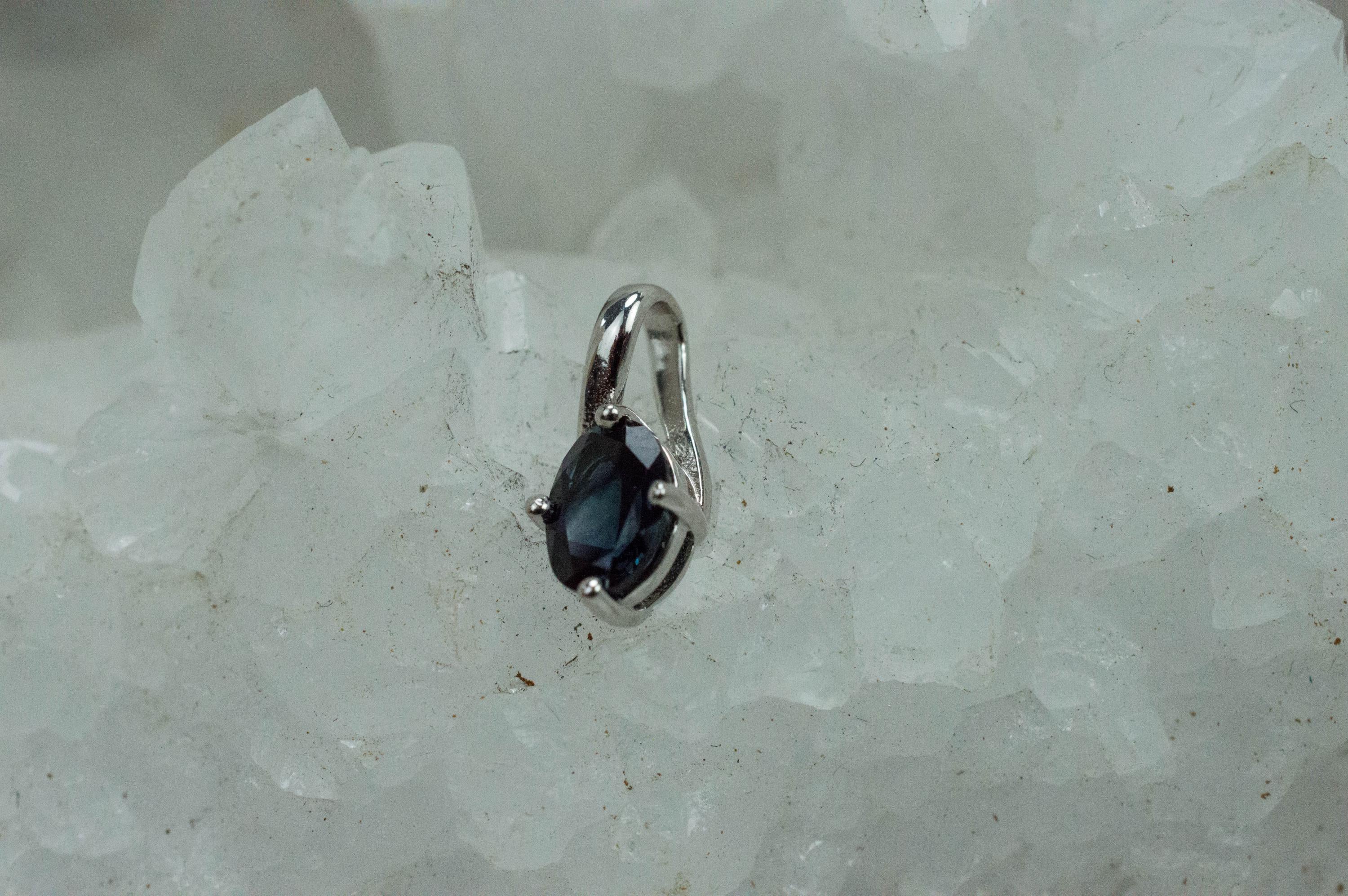 Australia Sapphire Pendant; Natural Untreated Sapphire; 0.815cts - Mark Oliver Gems