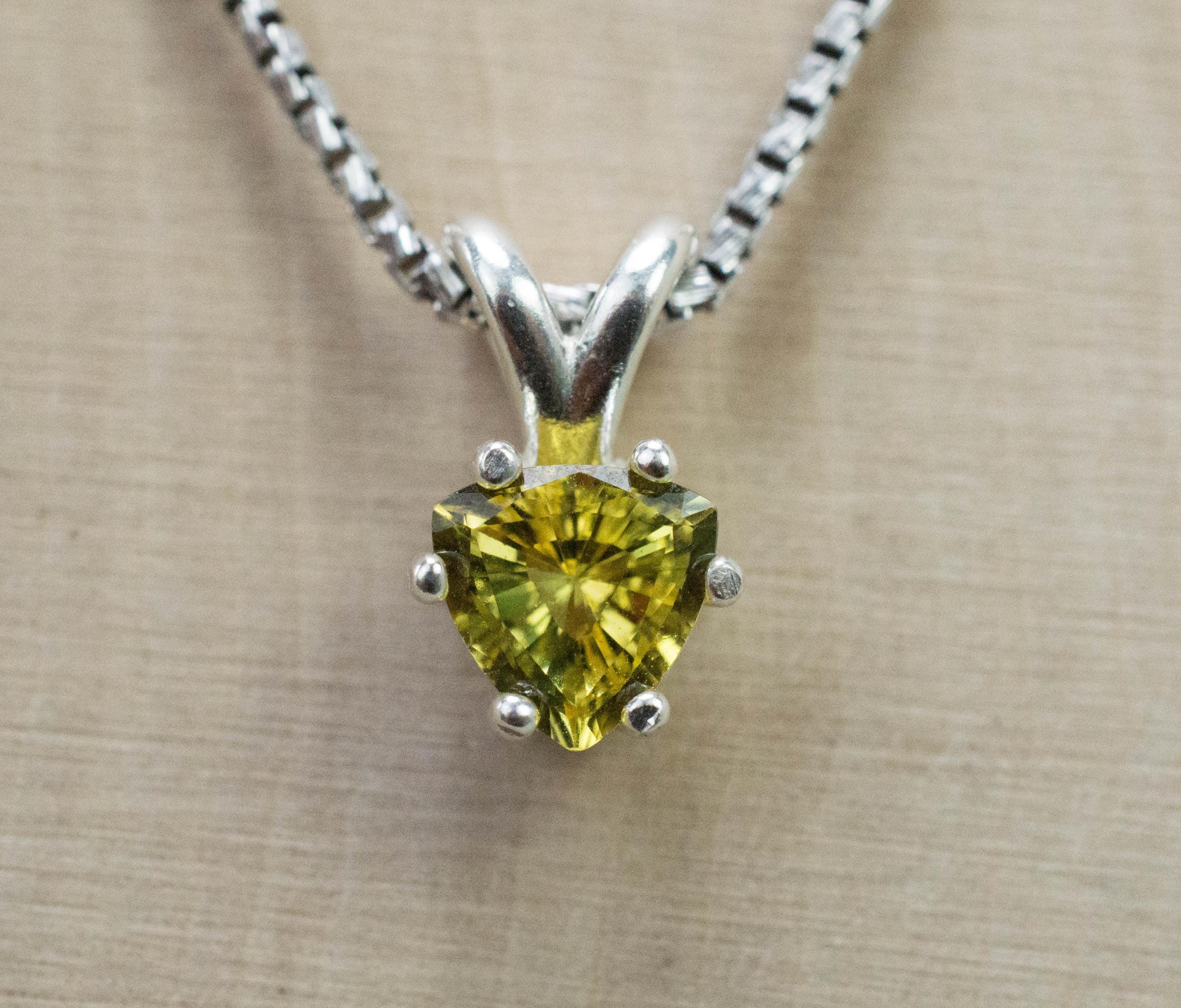 Australia Sapphire Pendant; Natural Untreated Sapphire; 0.965cts - Mark Oliver Gems