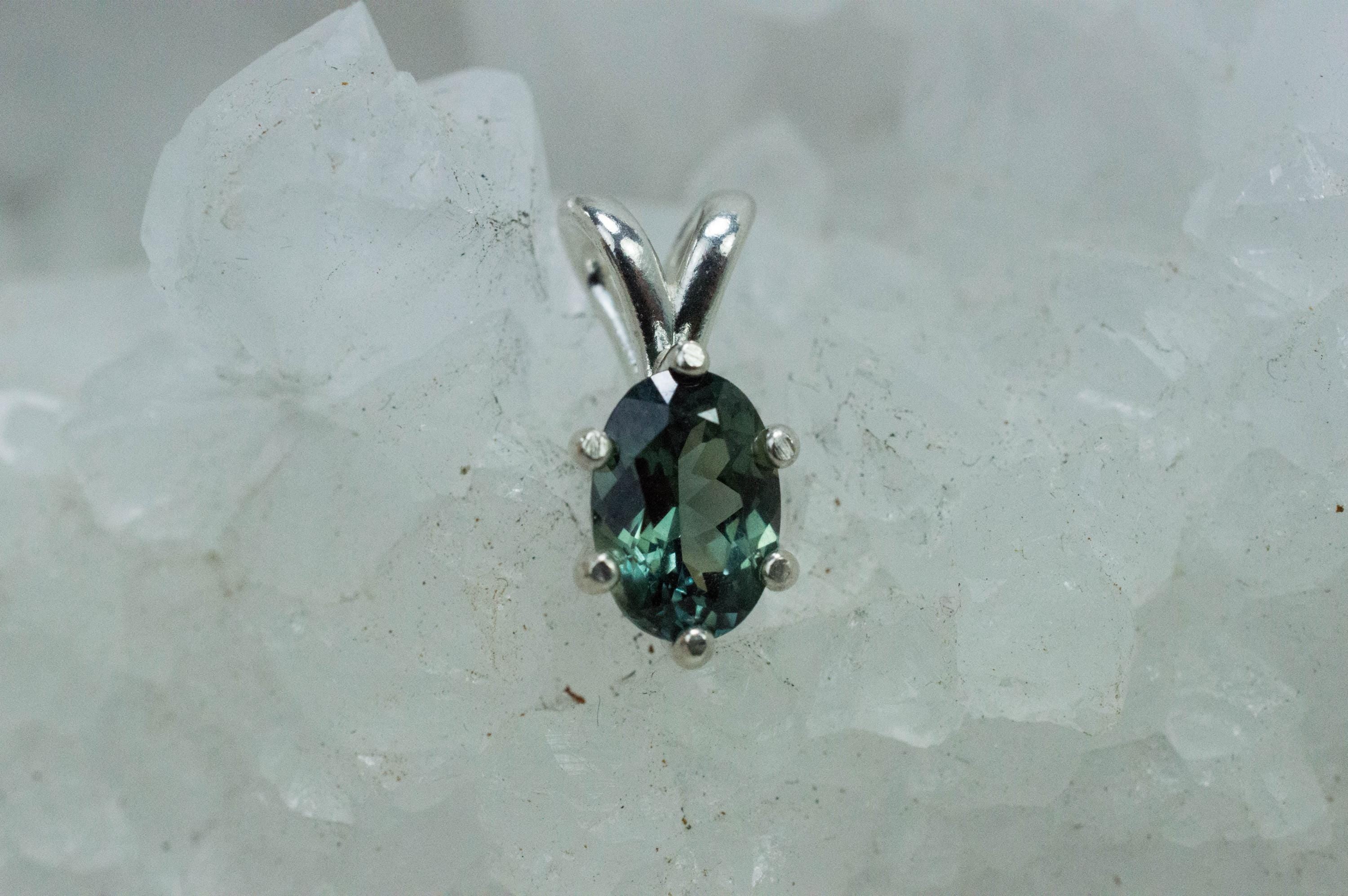 Australia Sapphire Pendant; Natural Untreated Teal Sapphire; 1.460cts - Mark Oliver Gems