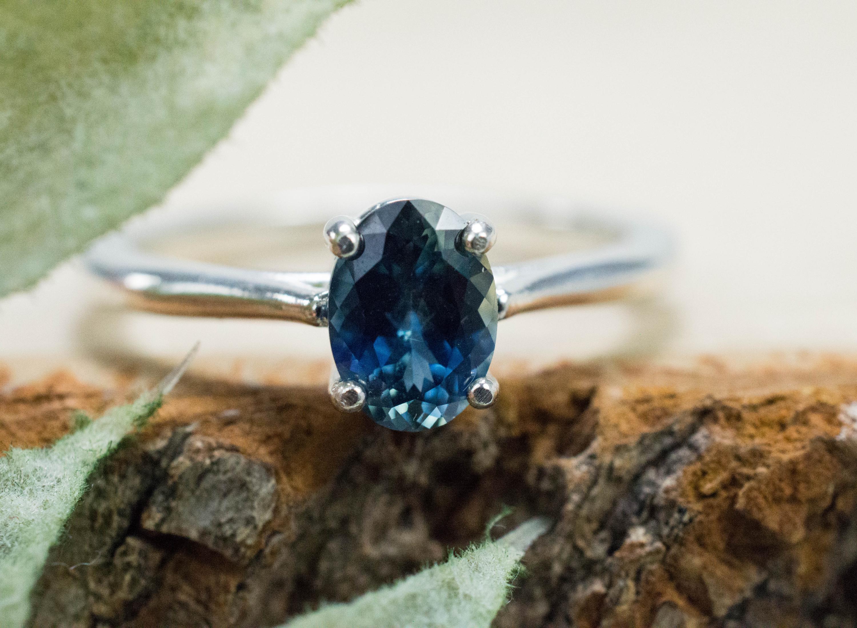 Australia Sapphire Ring, Natural Untreated Blue Sapphire; 0.920cts - Mark Oliver Gems