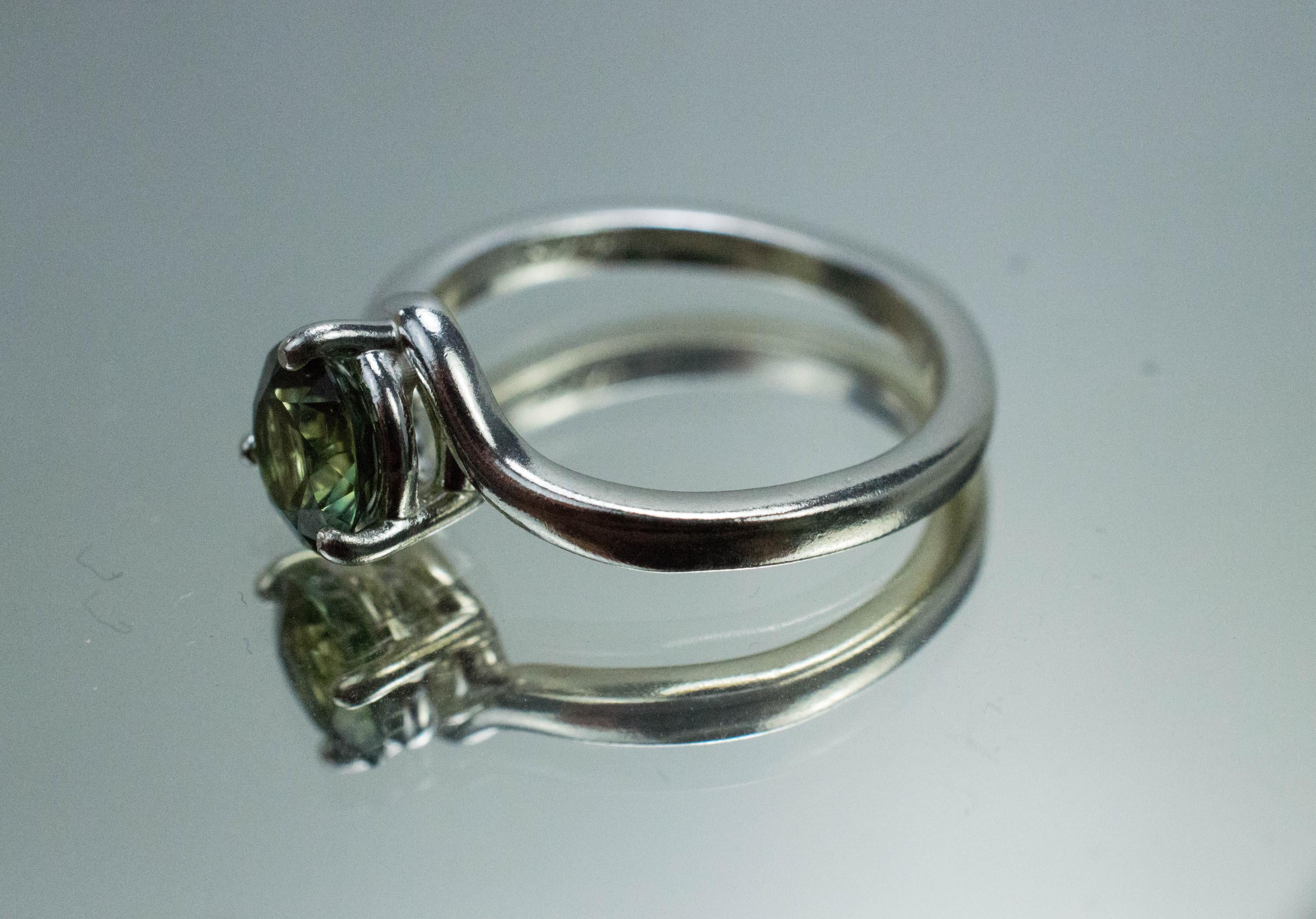 Australia Sapphire Ring, Natural Untreated Sapphire; 1.465cts - Mark Oliver Gems