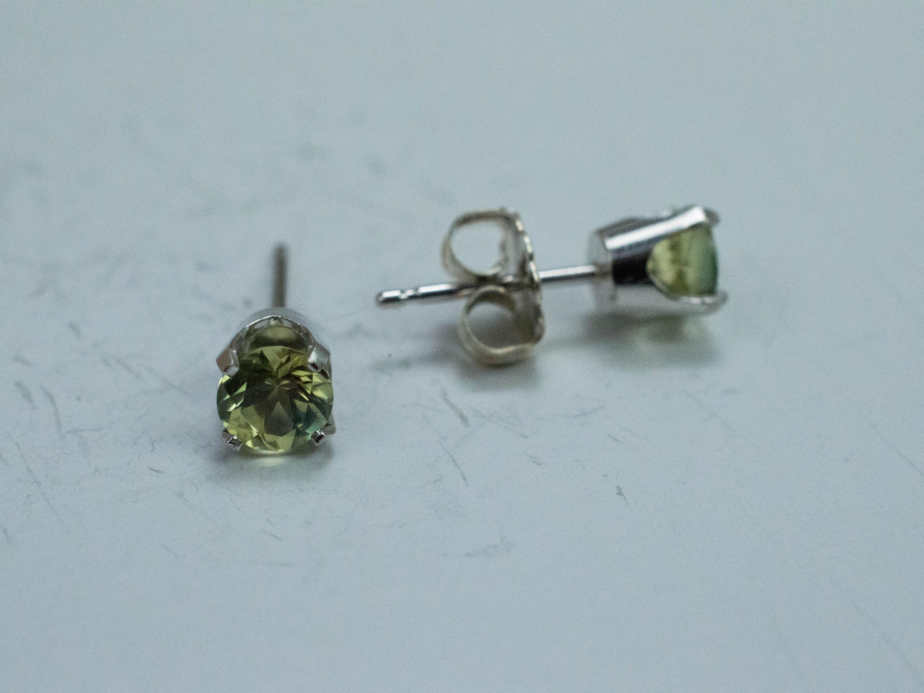 Australia Sapphire Earrings, Natural Untreated Parti Sapphire; 0.855cts - Mark Oliver Gems