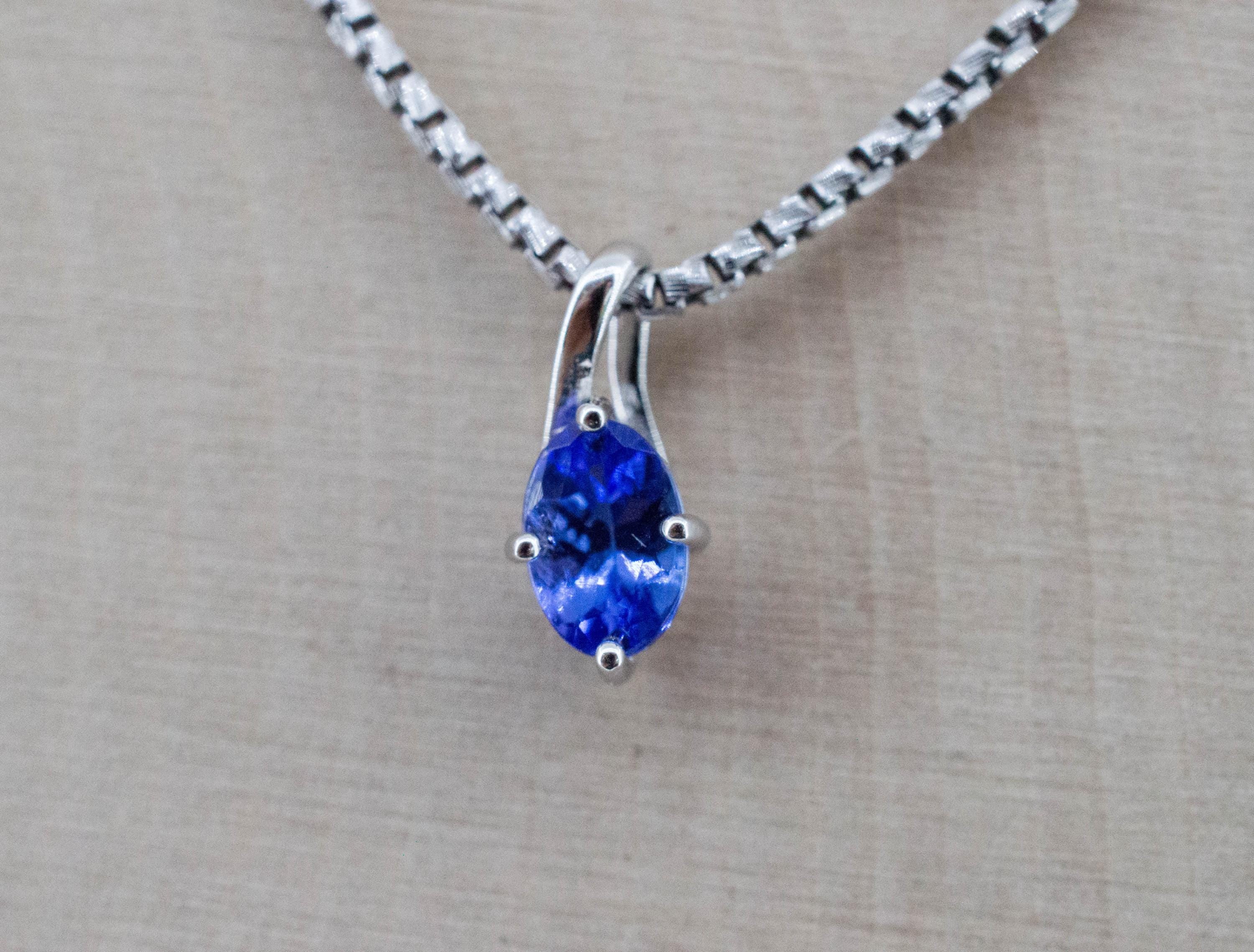 Tanzanite Pendant; Natural Tanzania Tanzanite; 0.505cts - Mark Oliver Gems