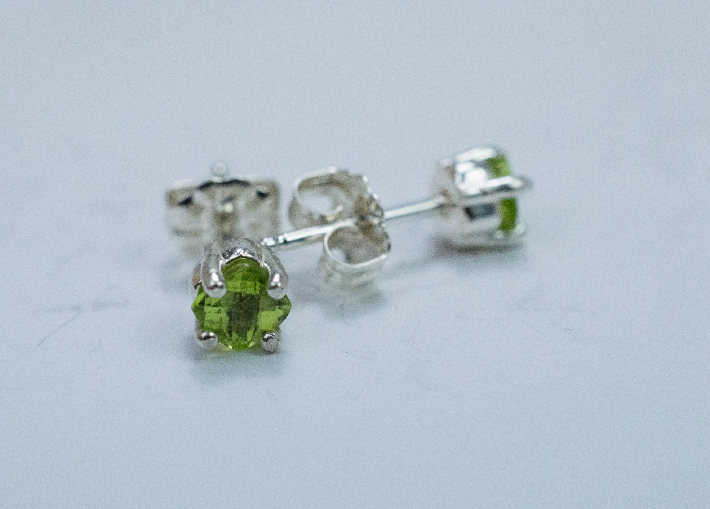 Peridot Earrings; Natural Untreated Arizona Peridot; 0.610cts - Mark Oliver Gems