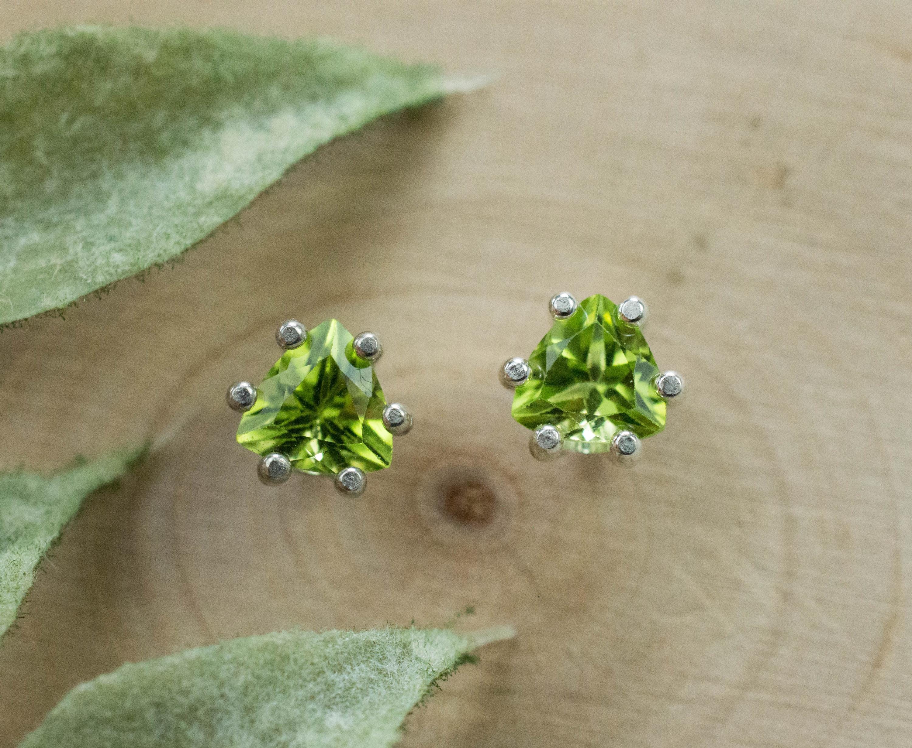 Peridot Earrings; Natural Untreated Pakistan Peridot; 1.060cts - Mark Oliver Gems