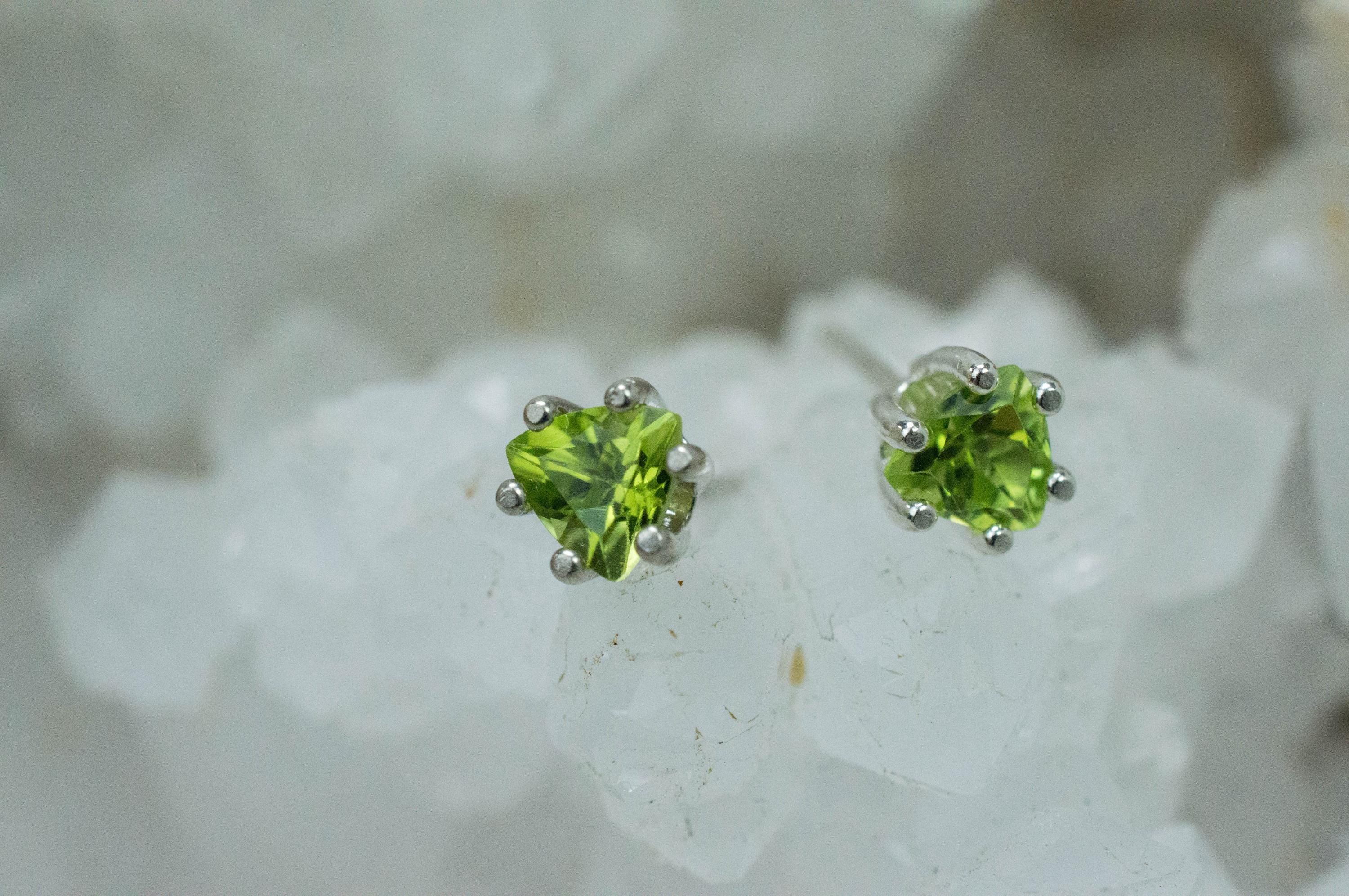 Peridot Earrings; Natural Untreated Pakistan Peridot; 1.060cts - Mark Oliver Gems