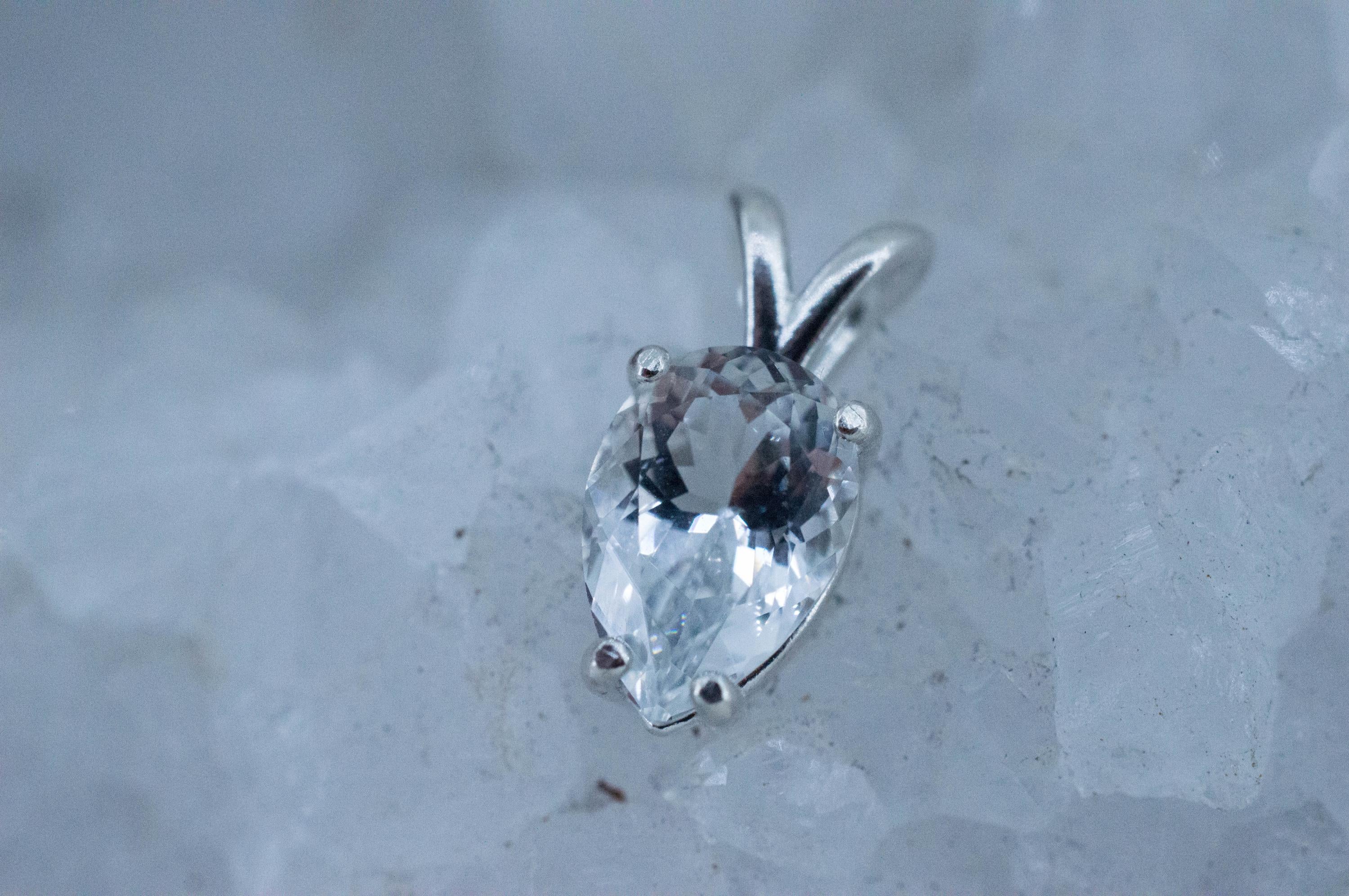 Topaz Pendant; Natural Untreated Colombia Topaz; 2.245cts - Mark Oliver Gems