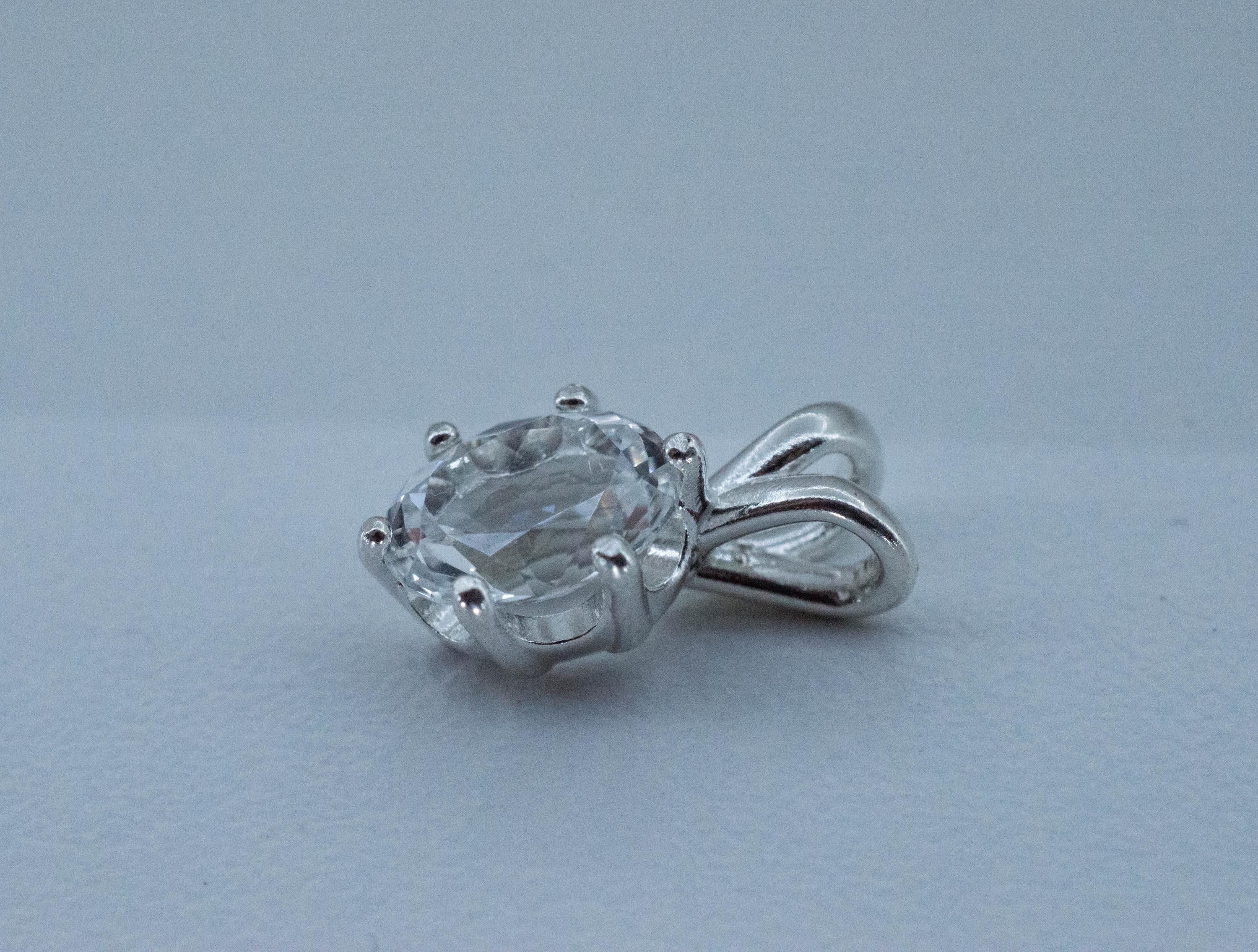 Topaz Pendant; Natural Untreated Colombia Topaz; 2.330cts - Mark Oliver Gems