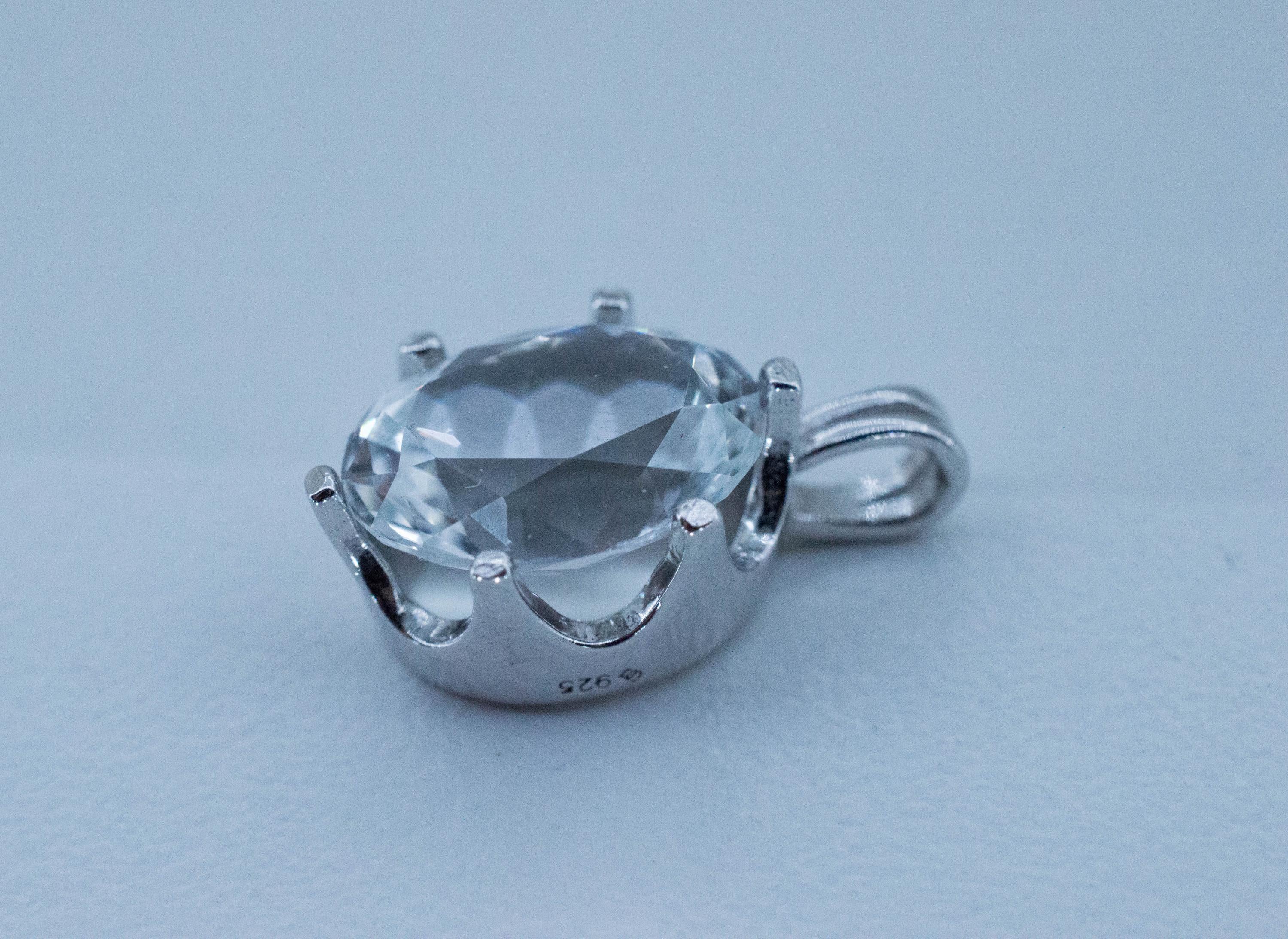 Topaz Pendant; Natural Untreated Colombia Topaz; 4.825cts - Mark Oliver Gems