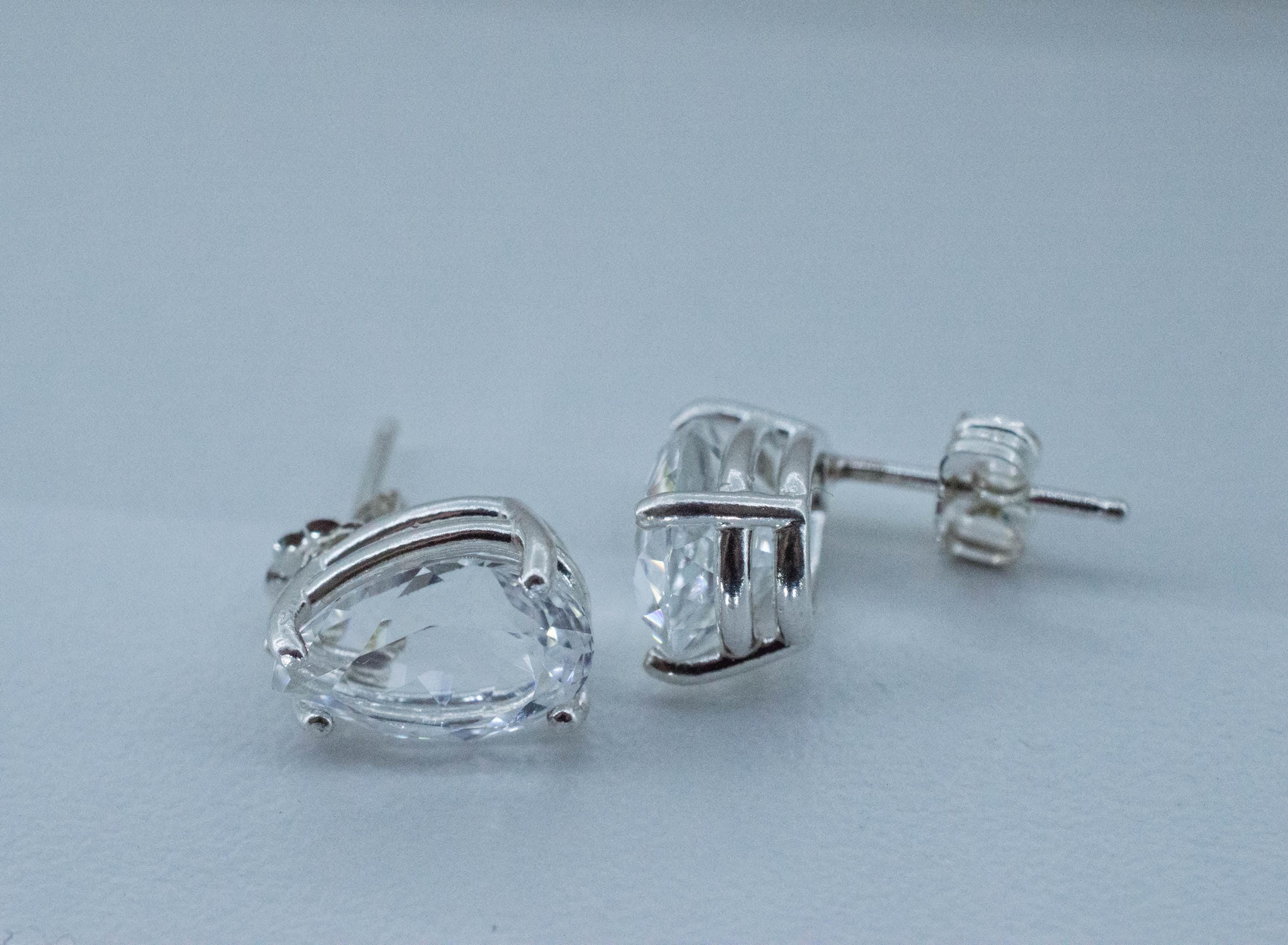 Topaz Earrings; Natural Untreated Colombia Topaz; 7.030cts - Mark Oliver Gems