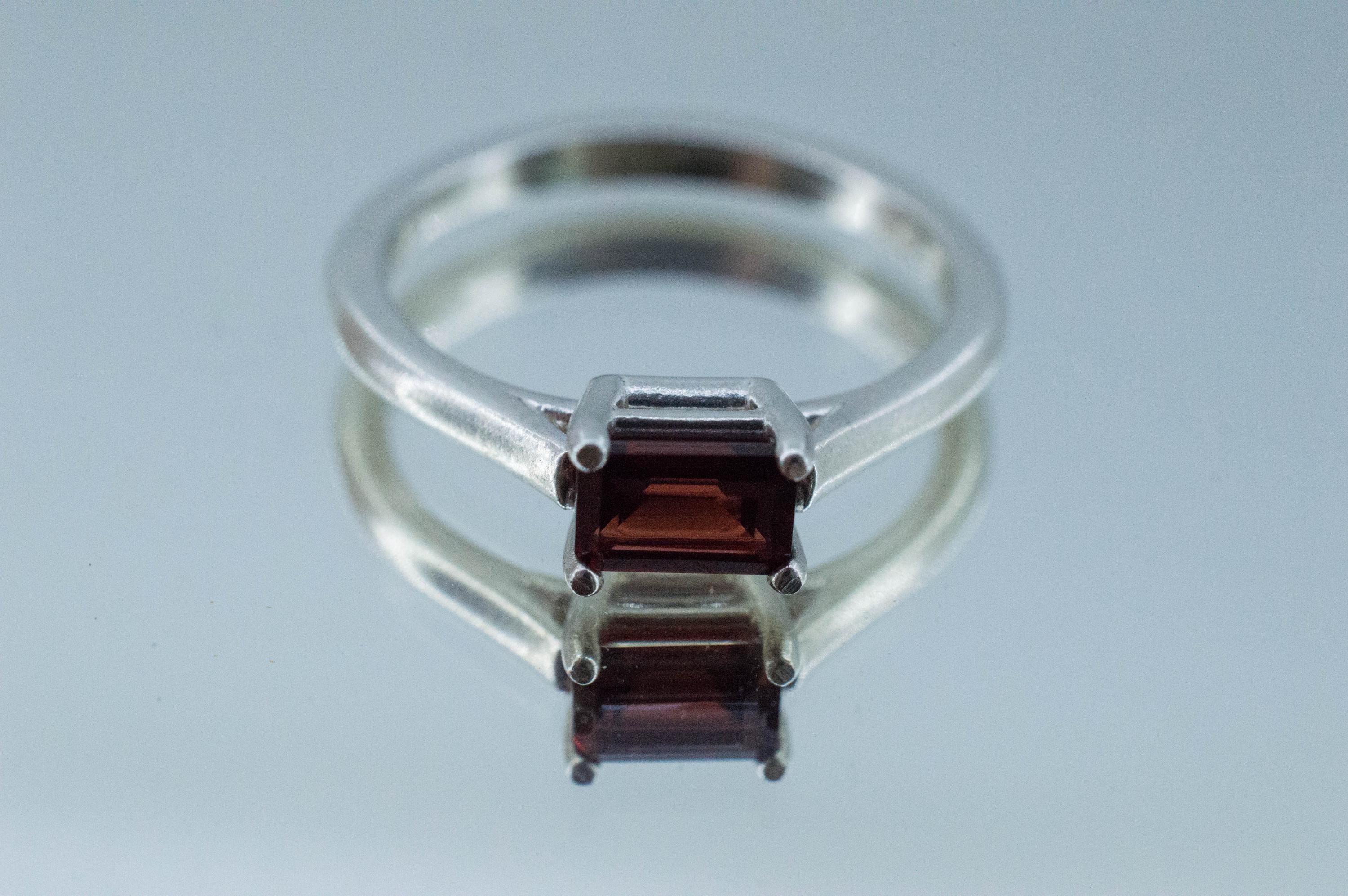 Pyrope Garnet Ring; Natural Untreated Madagascar Garnet; 0.700cts - Mark Oliver Gems