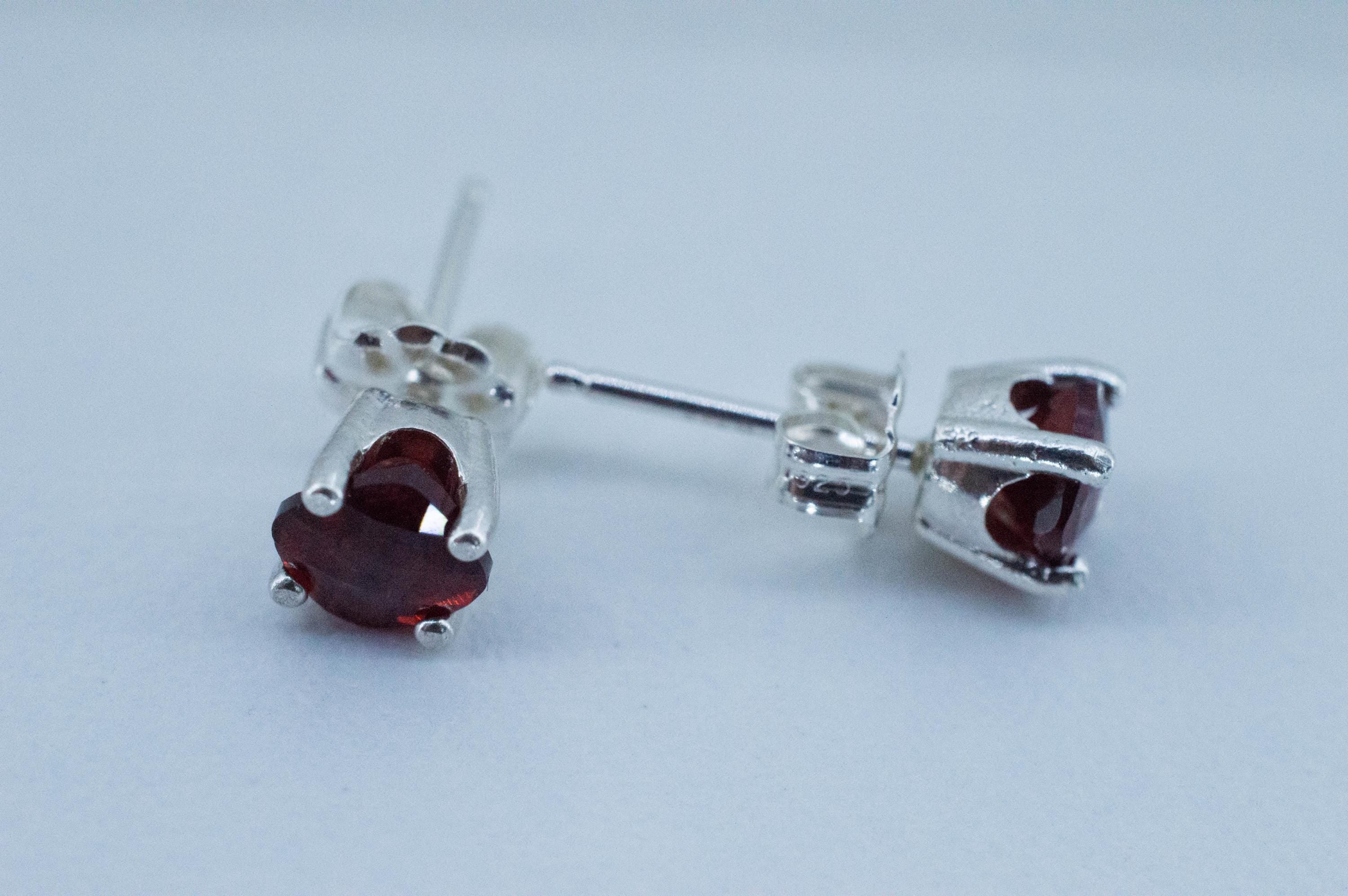 Pyrope Garnet Earrings; Natural Untreated Madagascar Garnet; 1.565cts - Mark Oliver Gems
