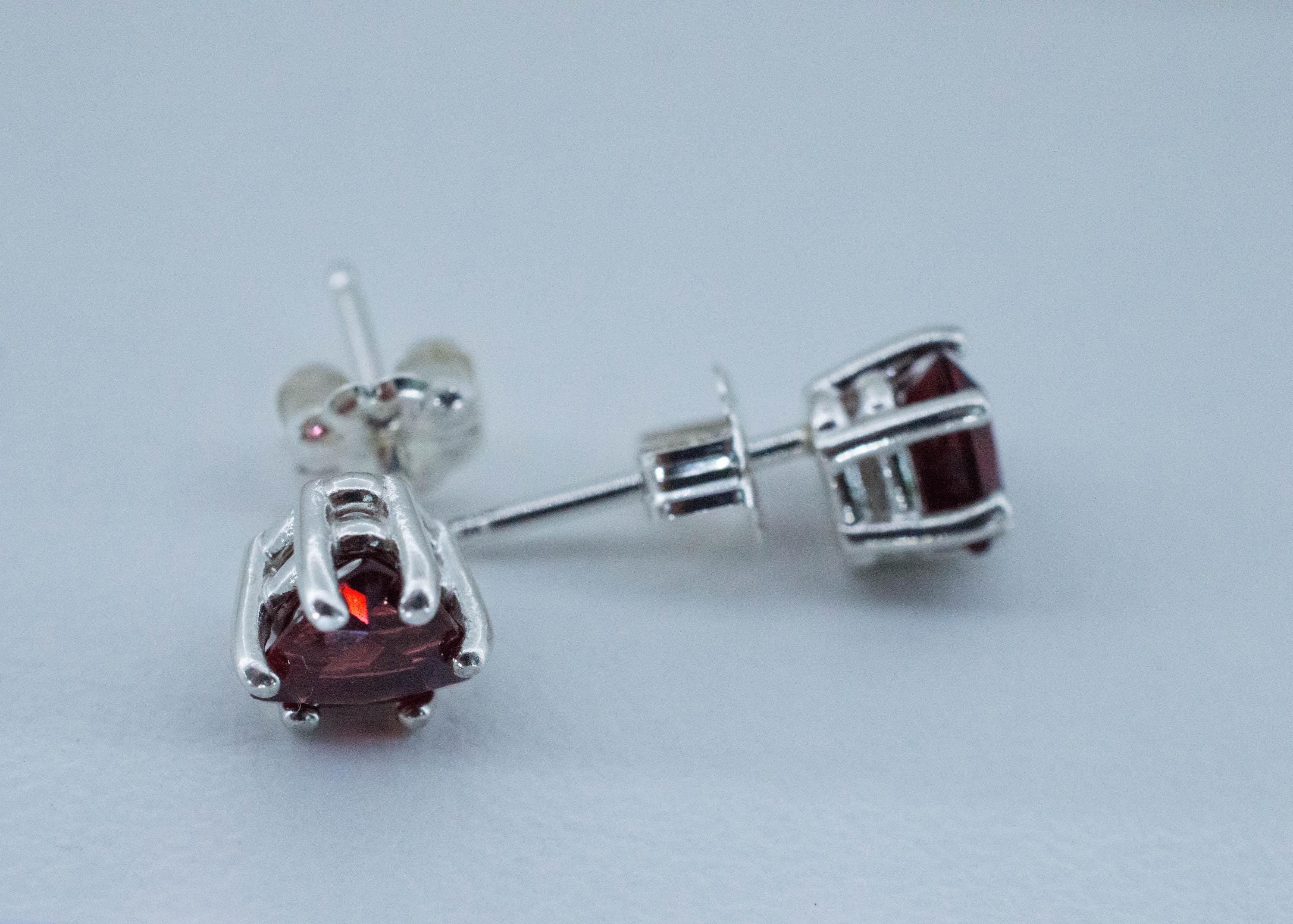 Pyrope Garnet Earrings; Natural Untreated Madagascar Garnet; 1.610cts - Mark Oliver Gems
