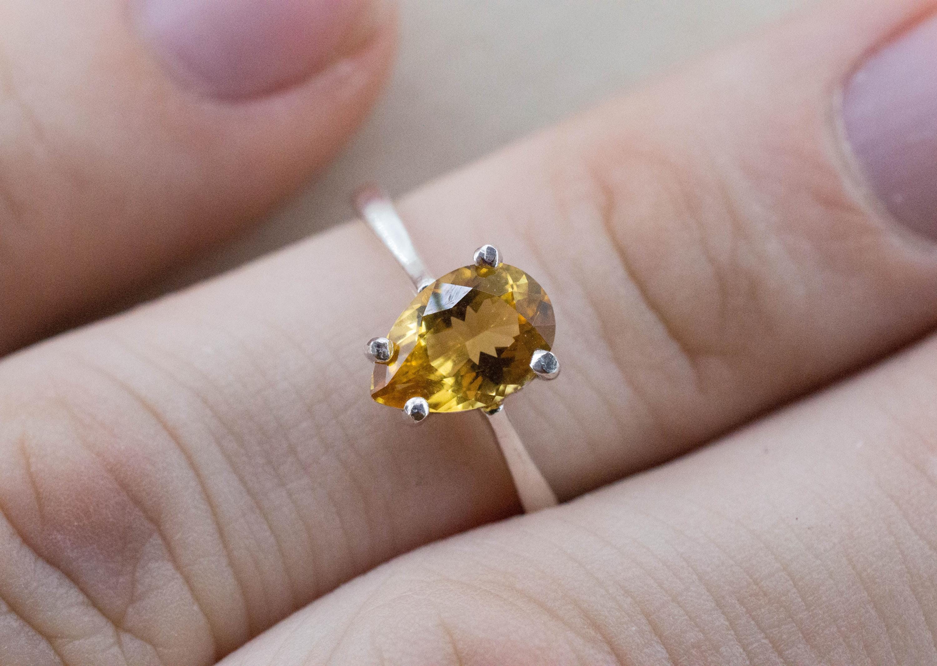 Heliodor Ring, Natural Untreated Madagascar Golden Beryl; 1.045cts - Mark Oliver Gems