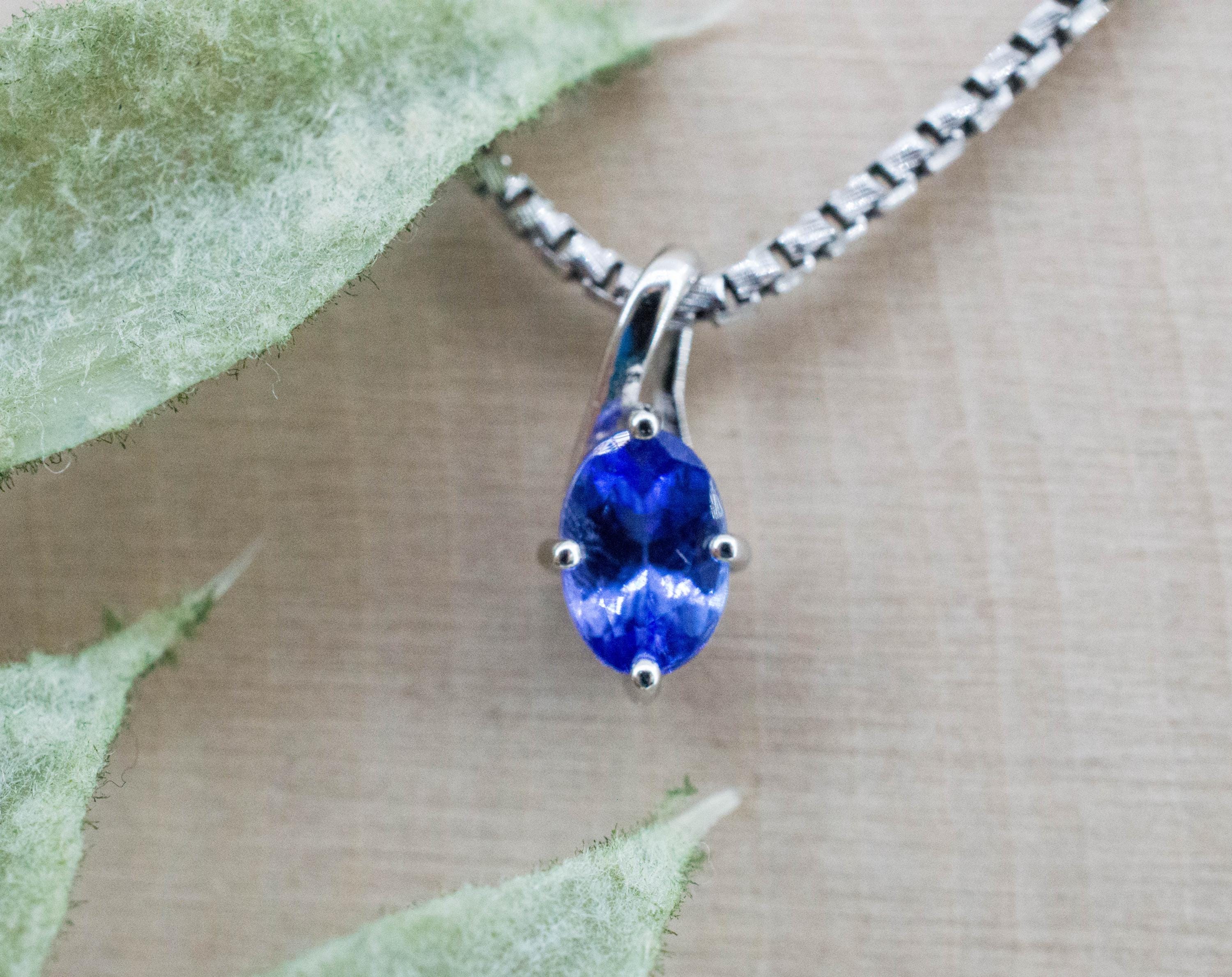 Tanzanite Pendant; Natural Tanzania Tanzanite; 0.505cts - Mark Oliver Gems