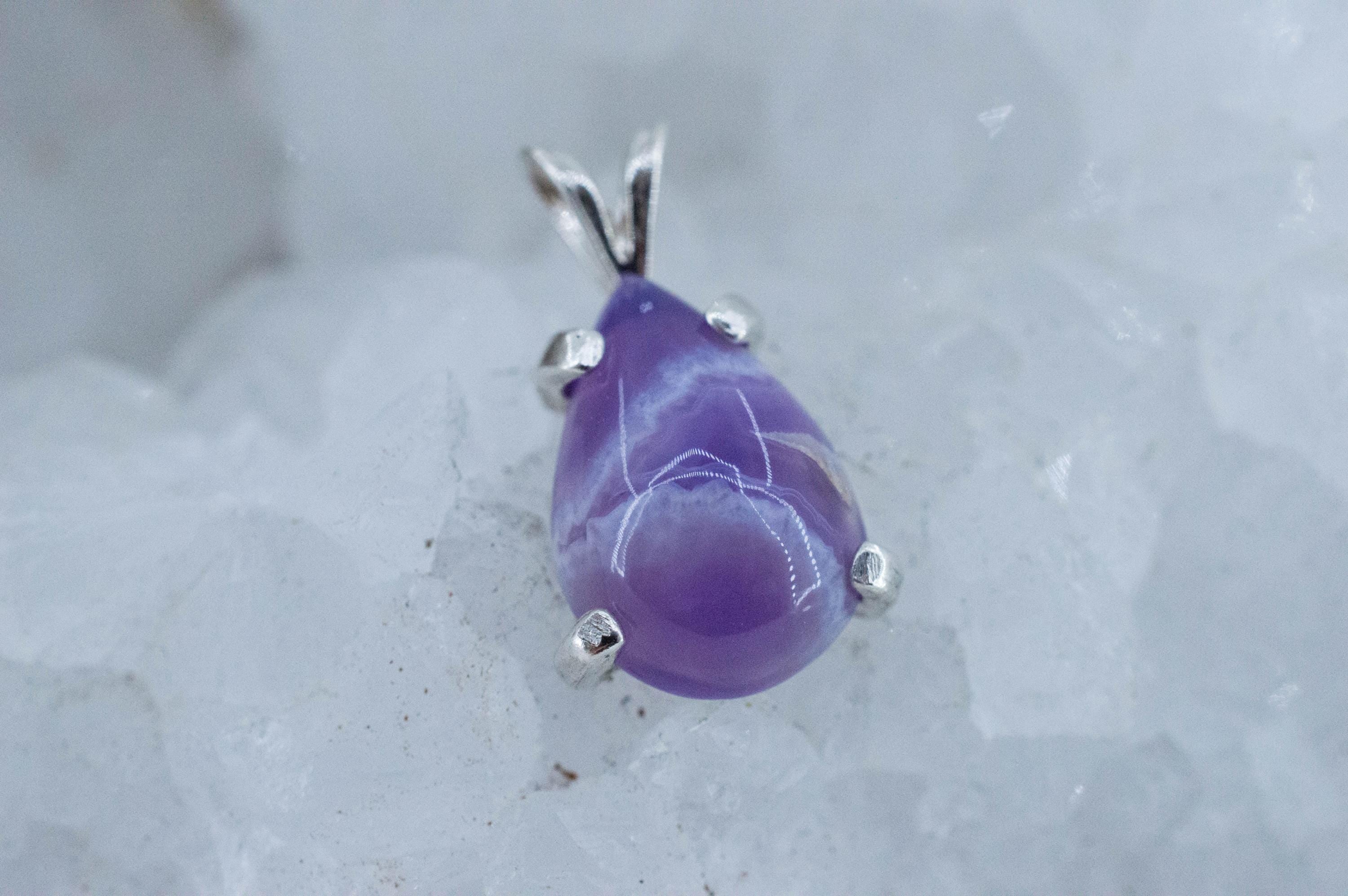 Purple Chalcedony Pendant; Natural Untreated Ethiopia Agate; 3.250cts - Mark Oliver Gems