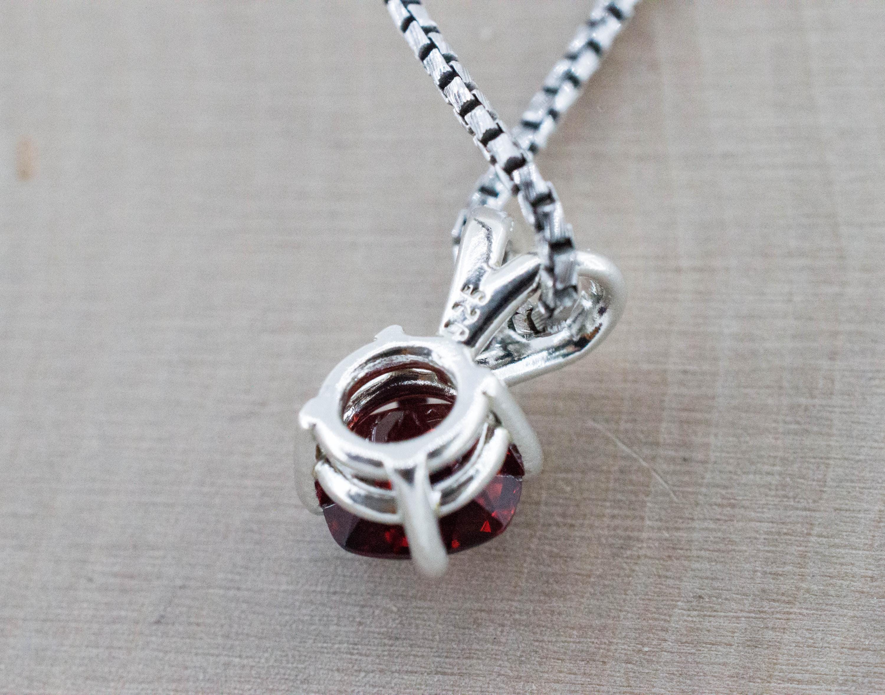 Pyrope Garnet Pendant; Natural Untreated Madagascar Garnet; 1.705cts - Mark Oliver Gems