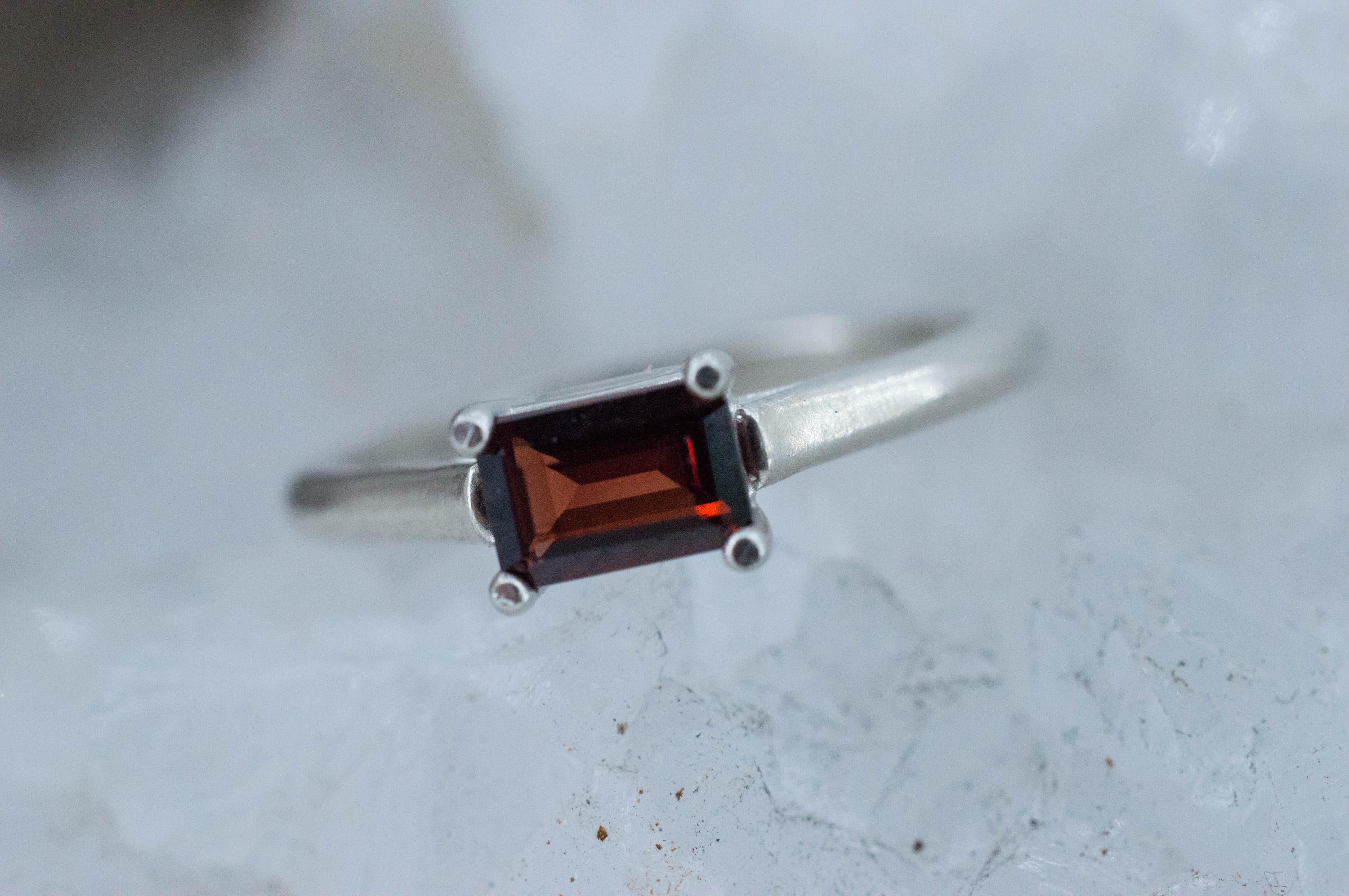 Pyrope Garnet Ring; Natural Untreated Madagascar Garnet; 0.700cts - Mark Oliver Gems